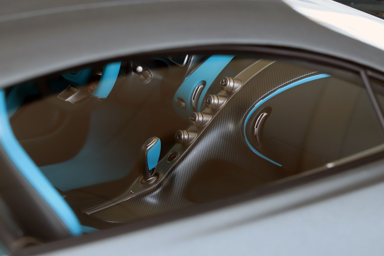 MR Collection Bugatti Divo | 1:8 - Immagine 7