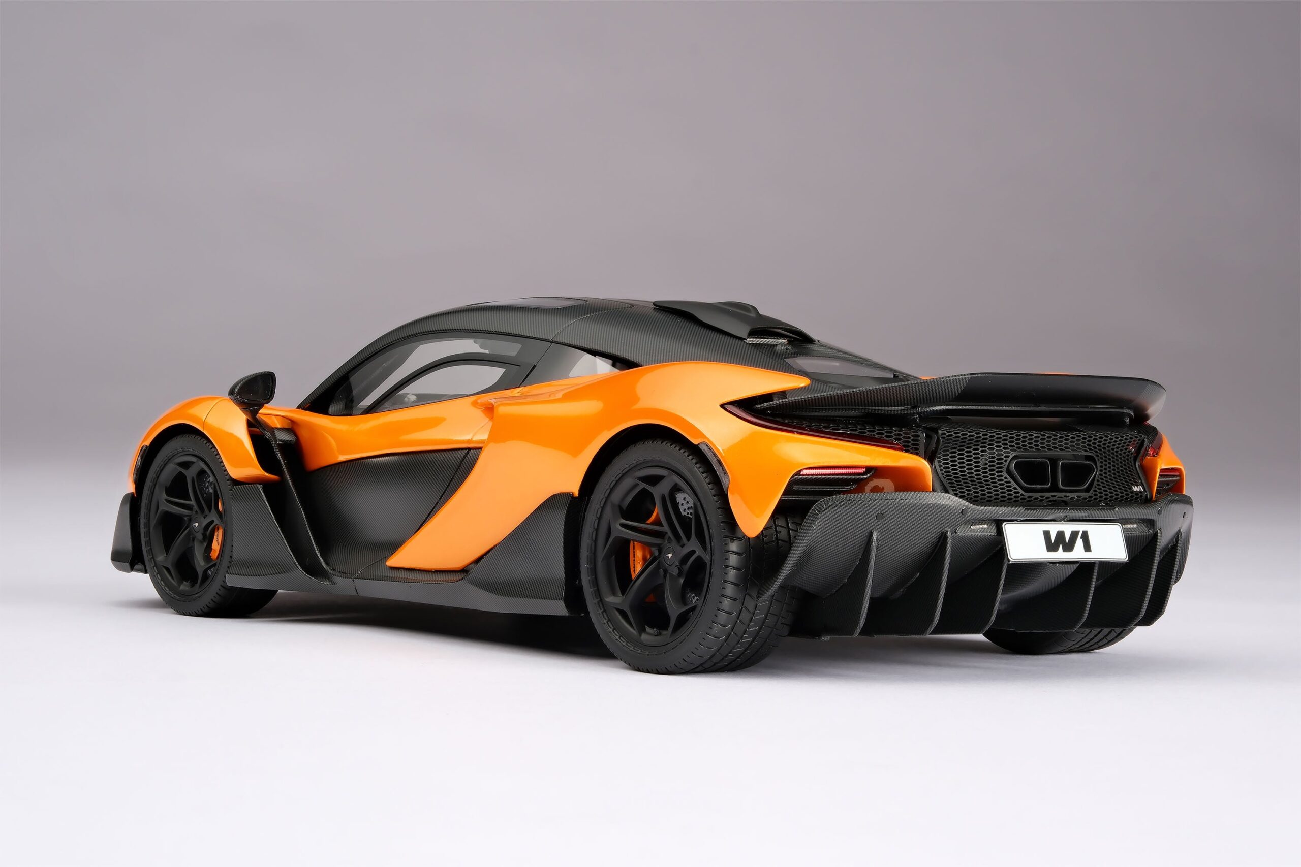 Amalgam McLaren W1 | 1:18 - Image 11