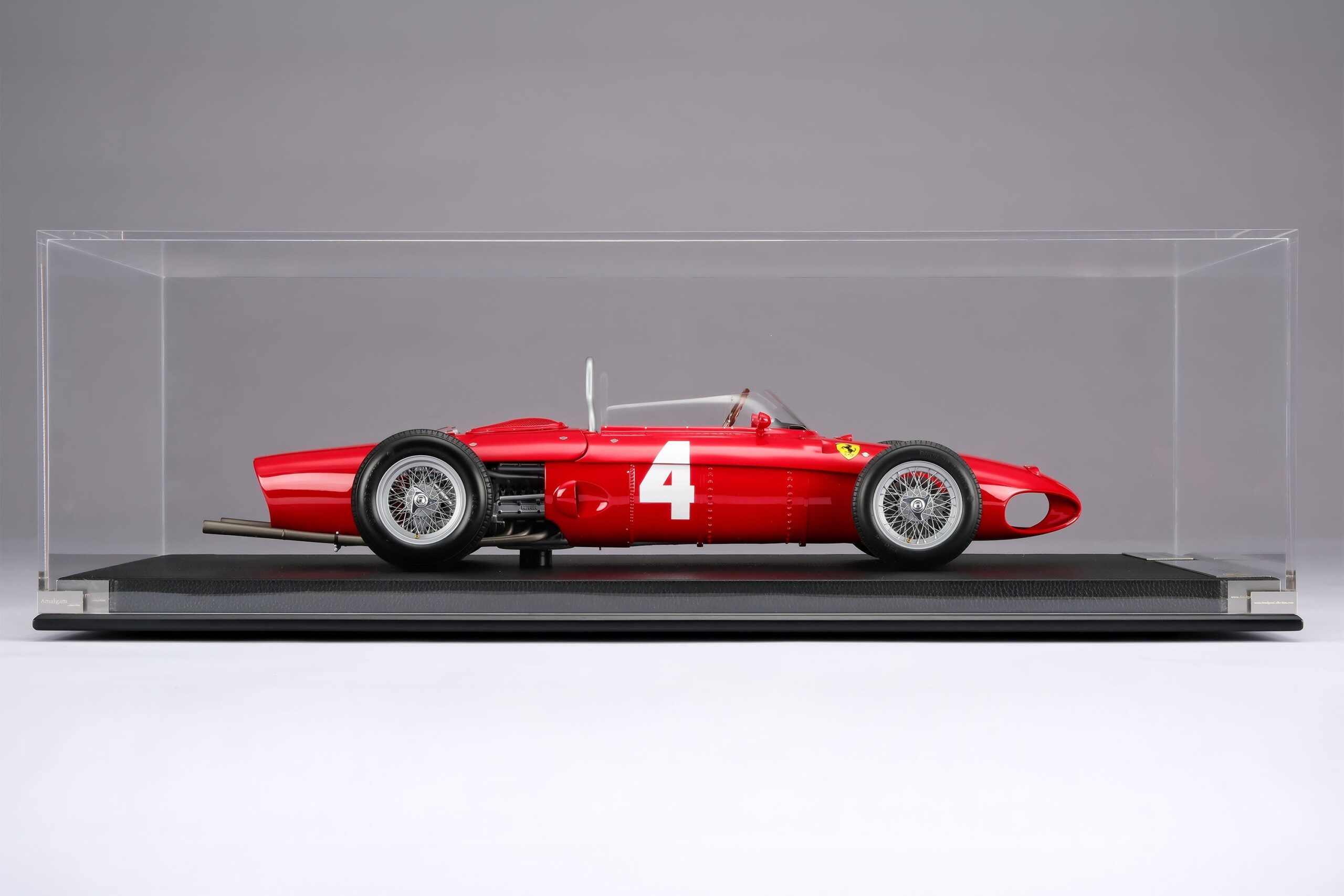 Amalgam Ferrari 156 F1 "Sharknose" 1961 Formula 1 Season Phil Hill - Rot | 1:8 - 画像20