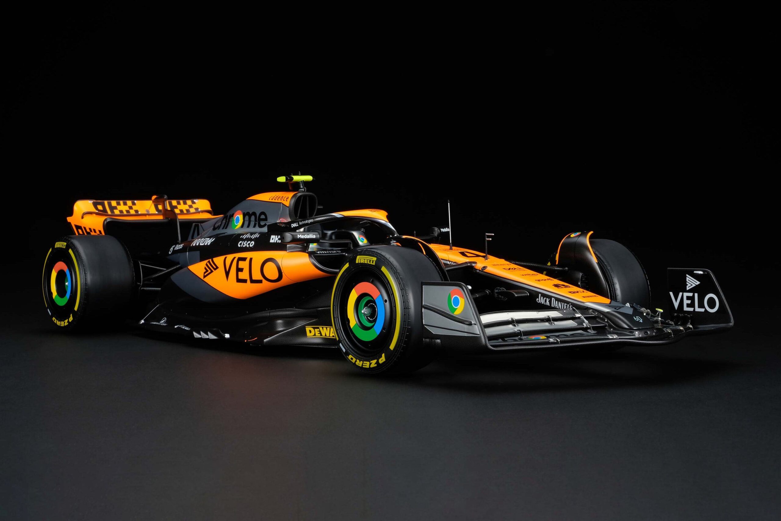 Amalgam McLaren MCL60 Grand Prix de Grande-Bretagne 2023 - Chrome | 1:8