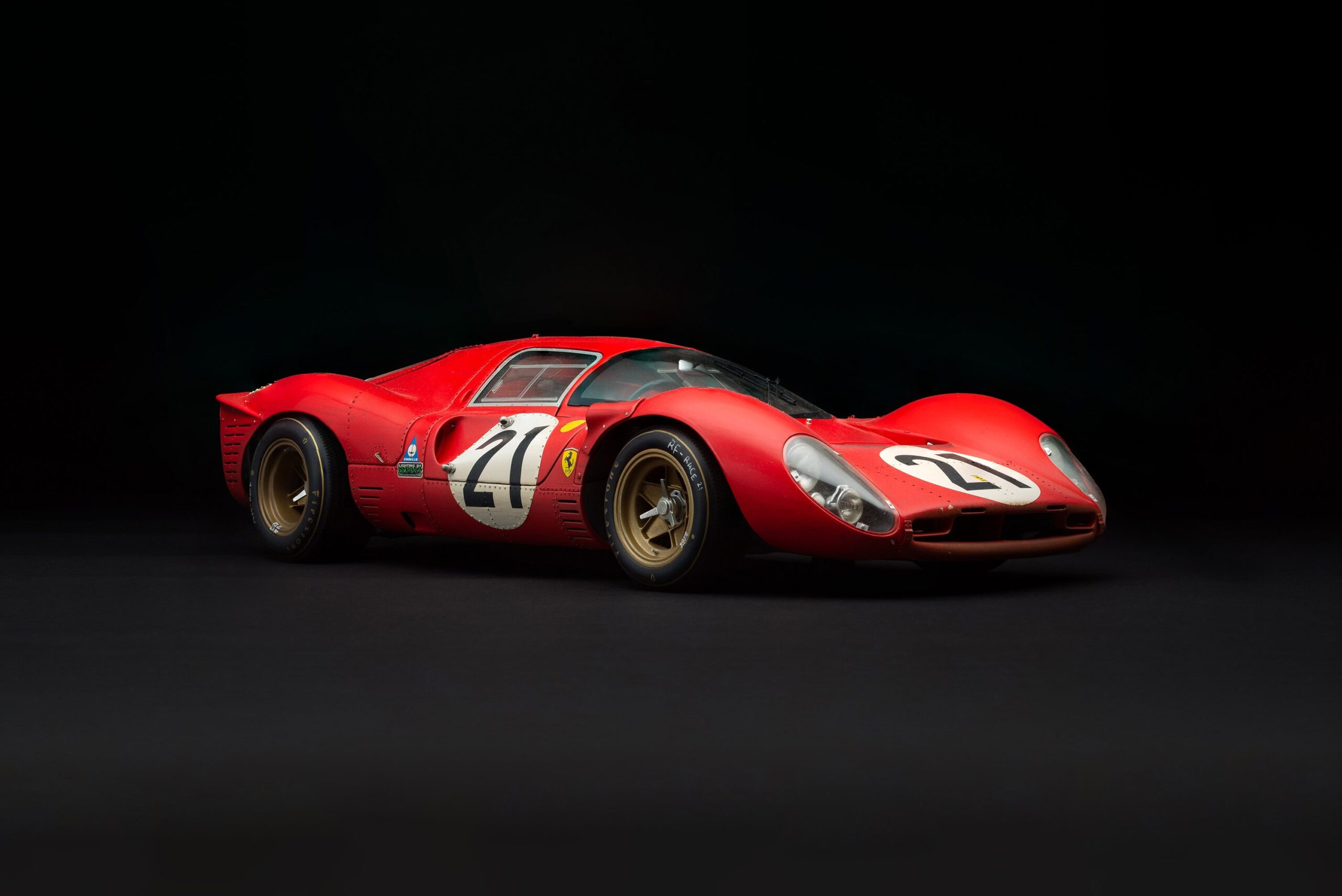 アマルガム フェラーリ 330 P4 1967 ル・マン 2位 レースウェザード - レッド | 1:8