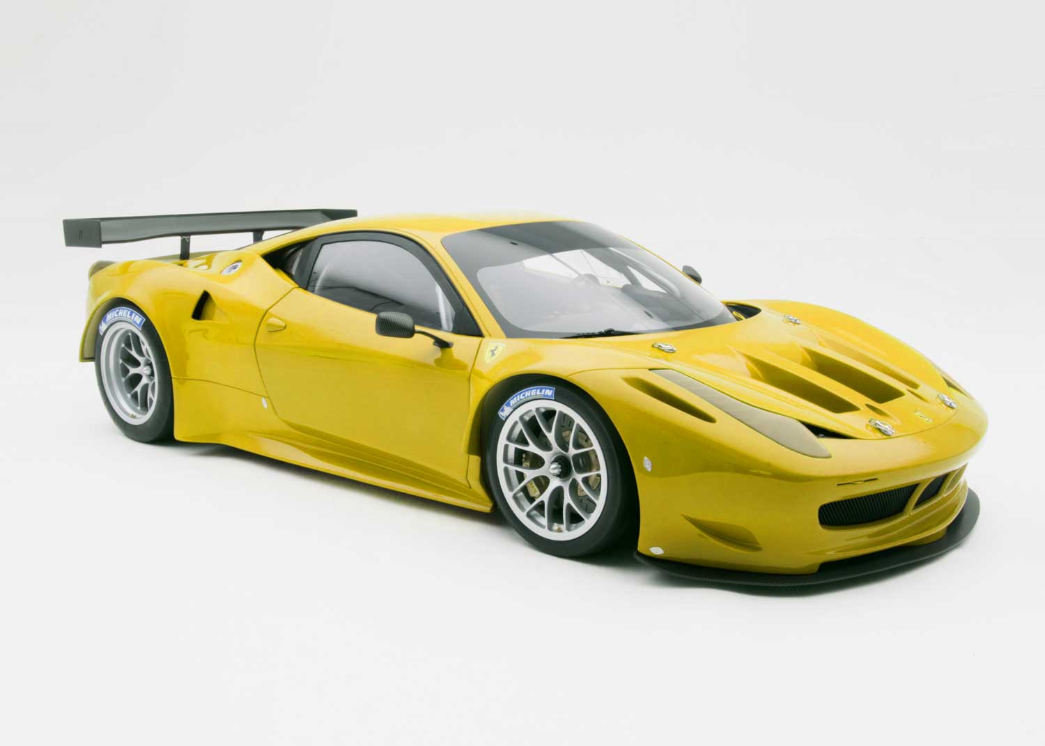 アマルガム フェラーリ 458 イタリア GT2 (2011) - イエロー | 1:8