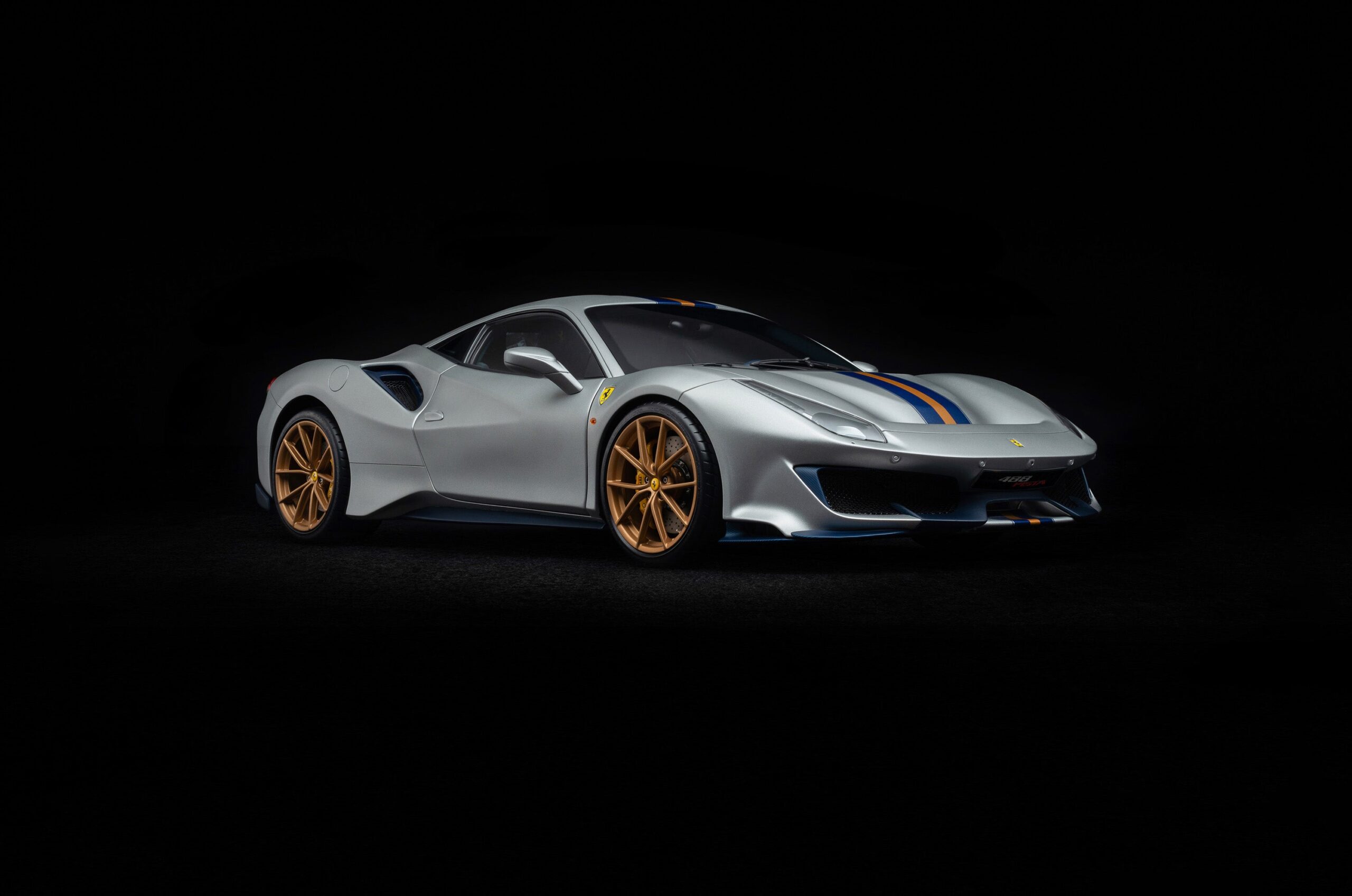 Amalgam Ferrari 488 GTB & Spider Tailor Made | 1:8 - 画像2