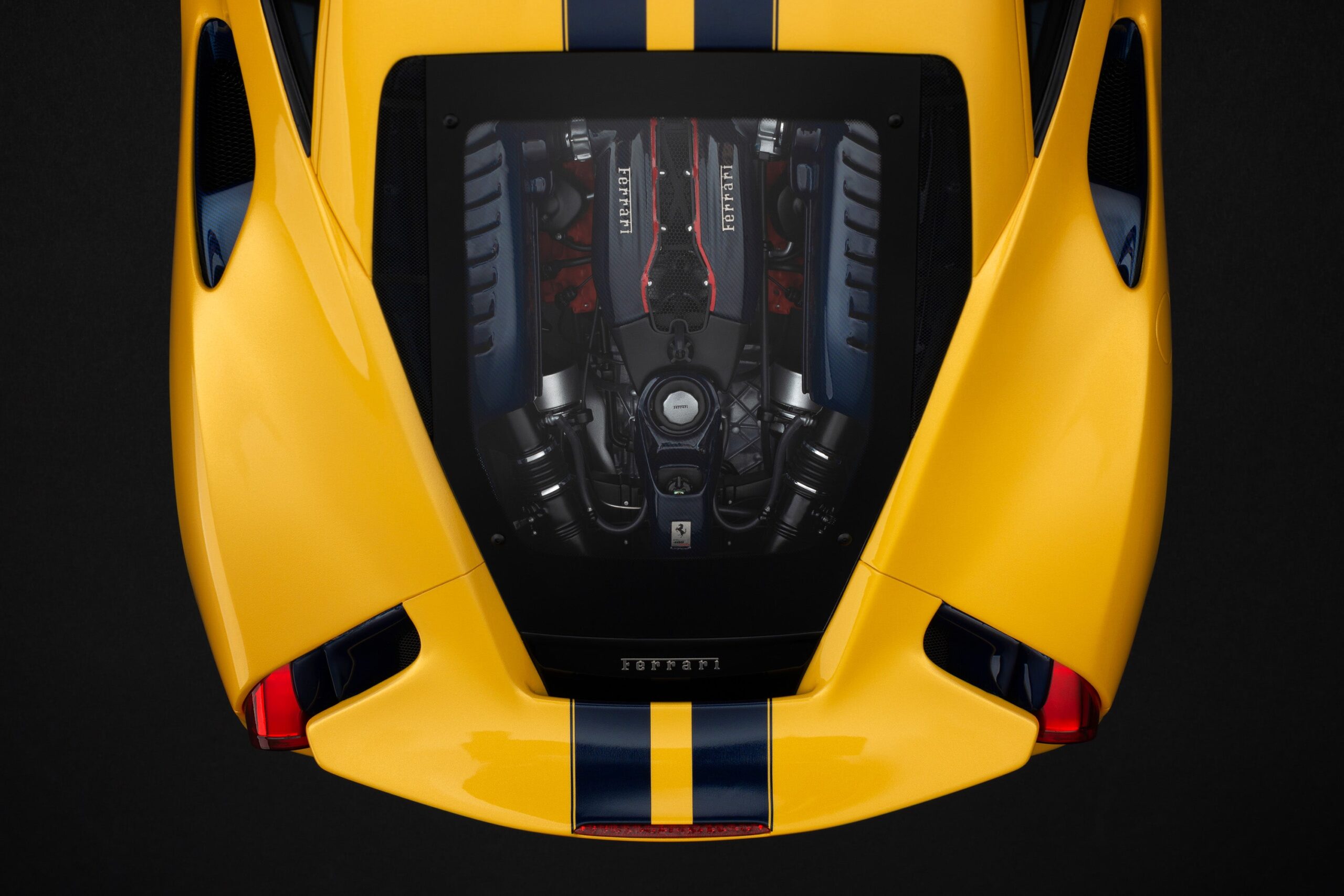 Amalgam Ferrari 488 GTB & Spider Tailor Made | 1:8 - 画像9