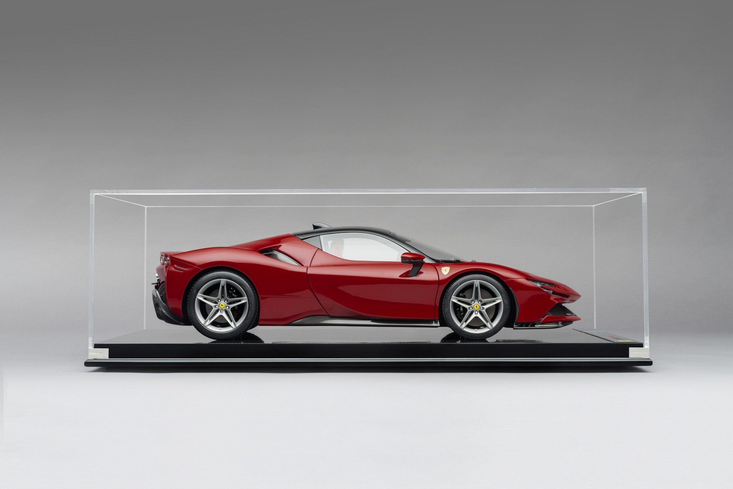 Amalgam Ferrari SF90 Stradale The Official Ferrari Magazine Specification - Rot | 1:8 - Image 11