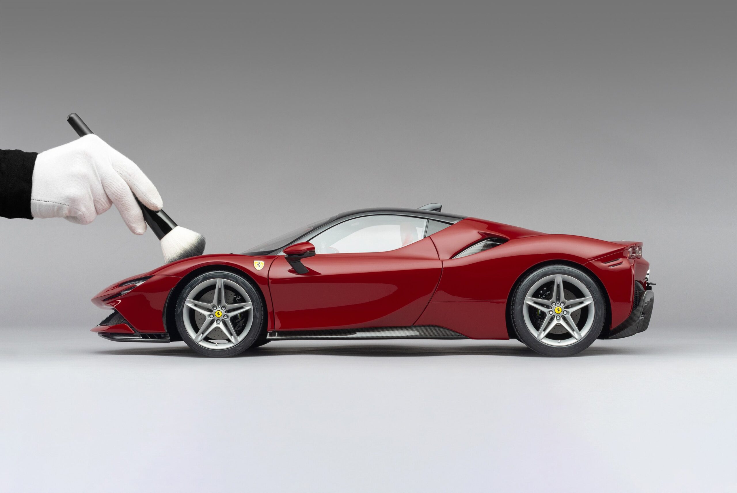 Amalgam Ferrari SF90 Stradale The Official Ferrari Magazine Specification - Rot | 1:8 - Image 3