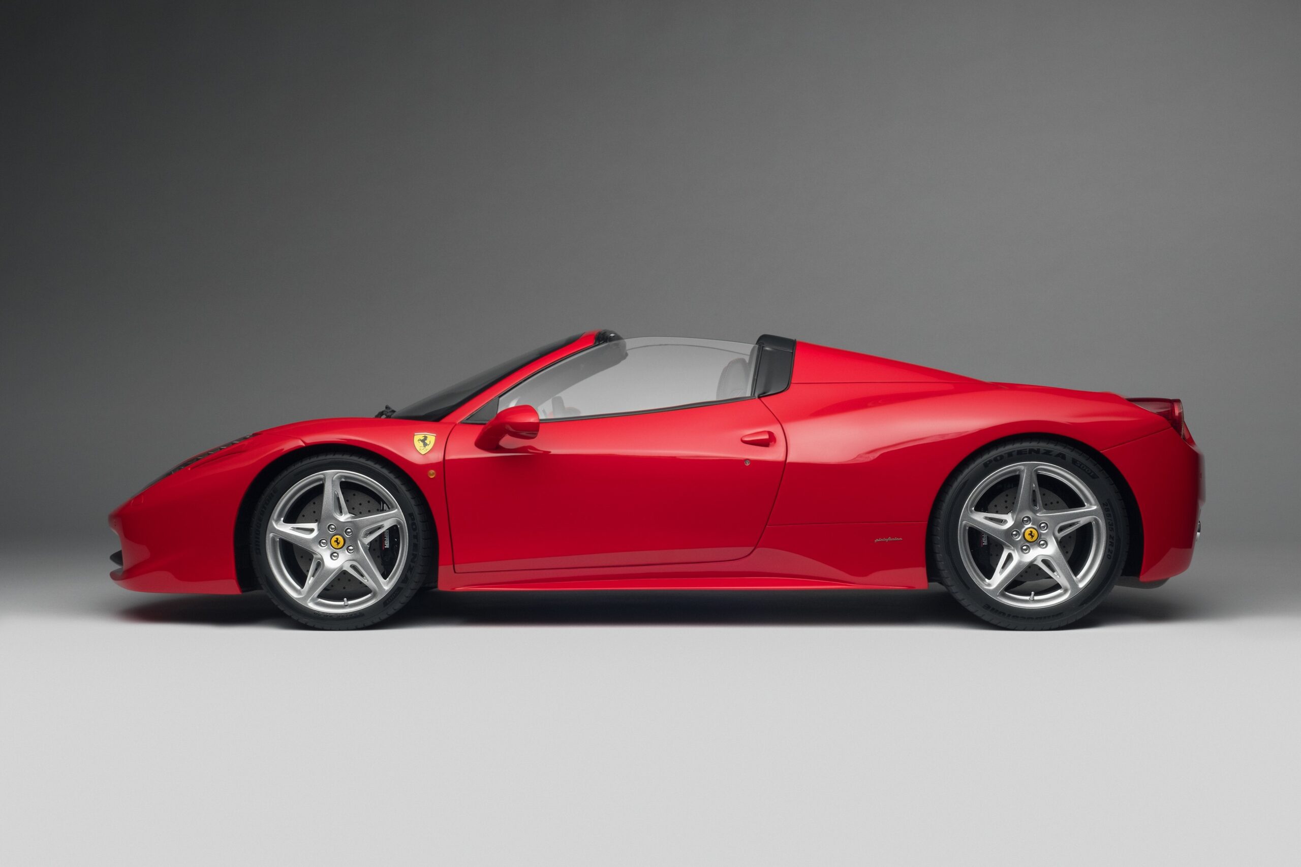 Amalgam Ferrari 458 Spider (2011) - Rot | 1:8 - Image 6