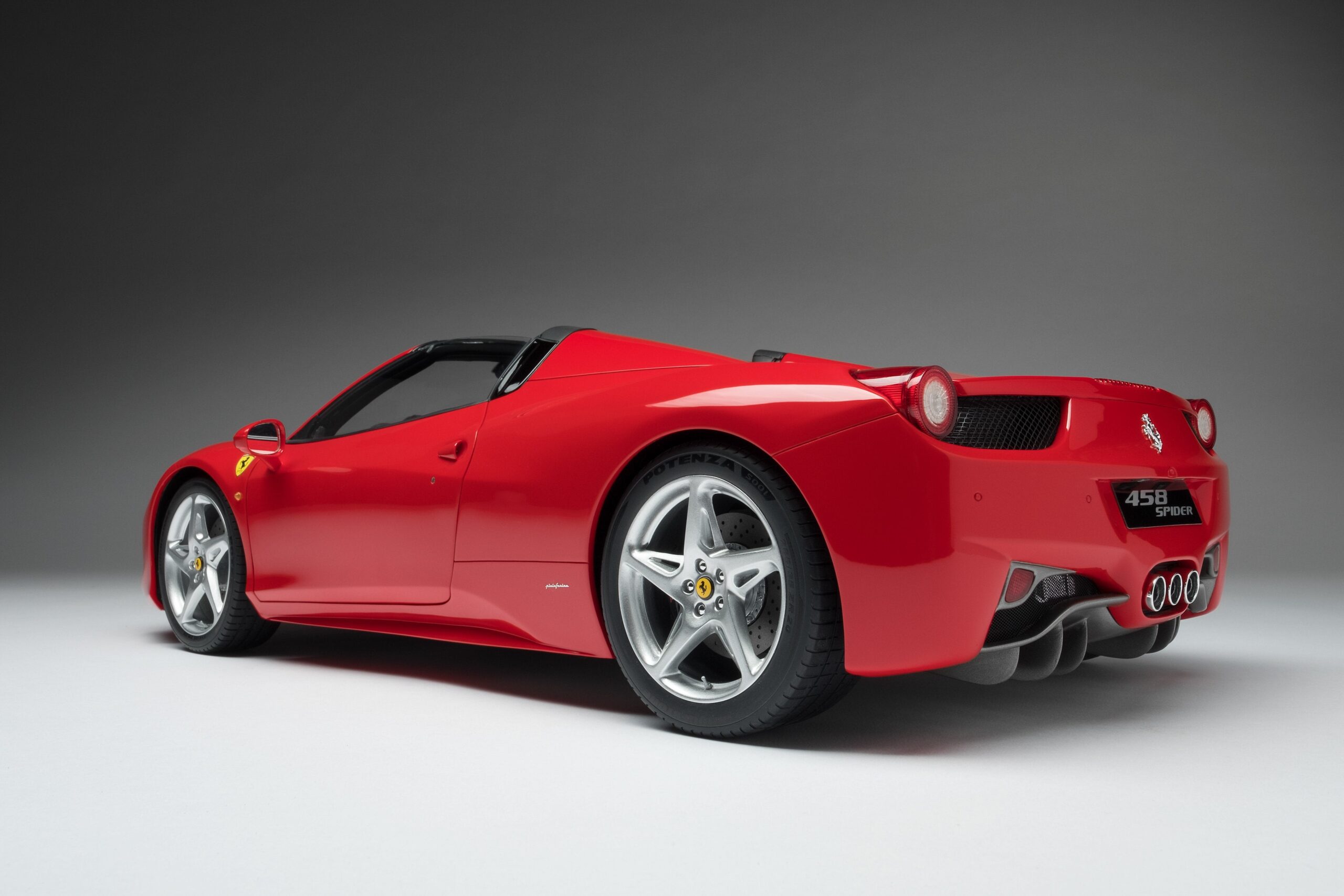 Amalgam Ferrari 458 Spider (2011) - Rot | 1:8 - Image 9