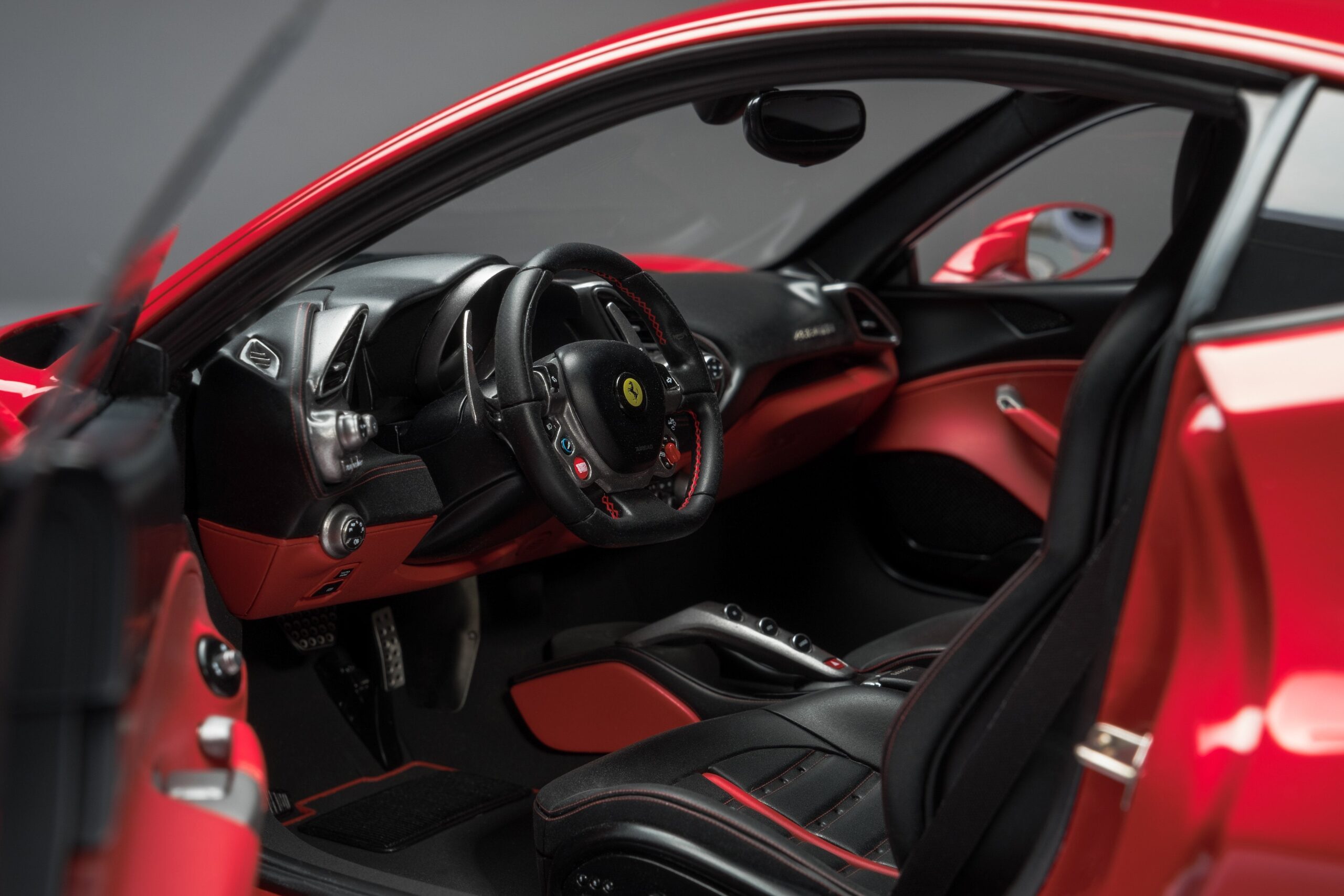 Amalgam Ferrari 488 GTB (2015) - Rot | 1:8 - Image 13
