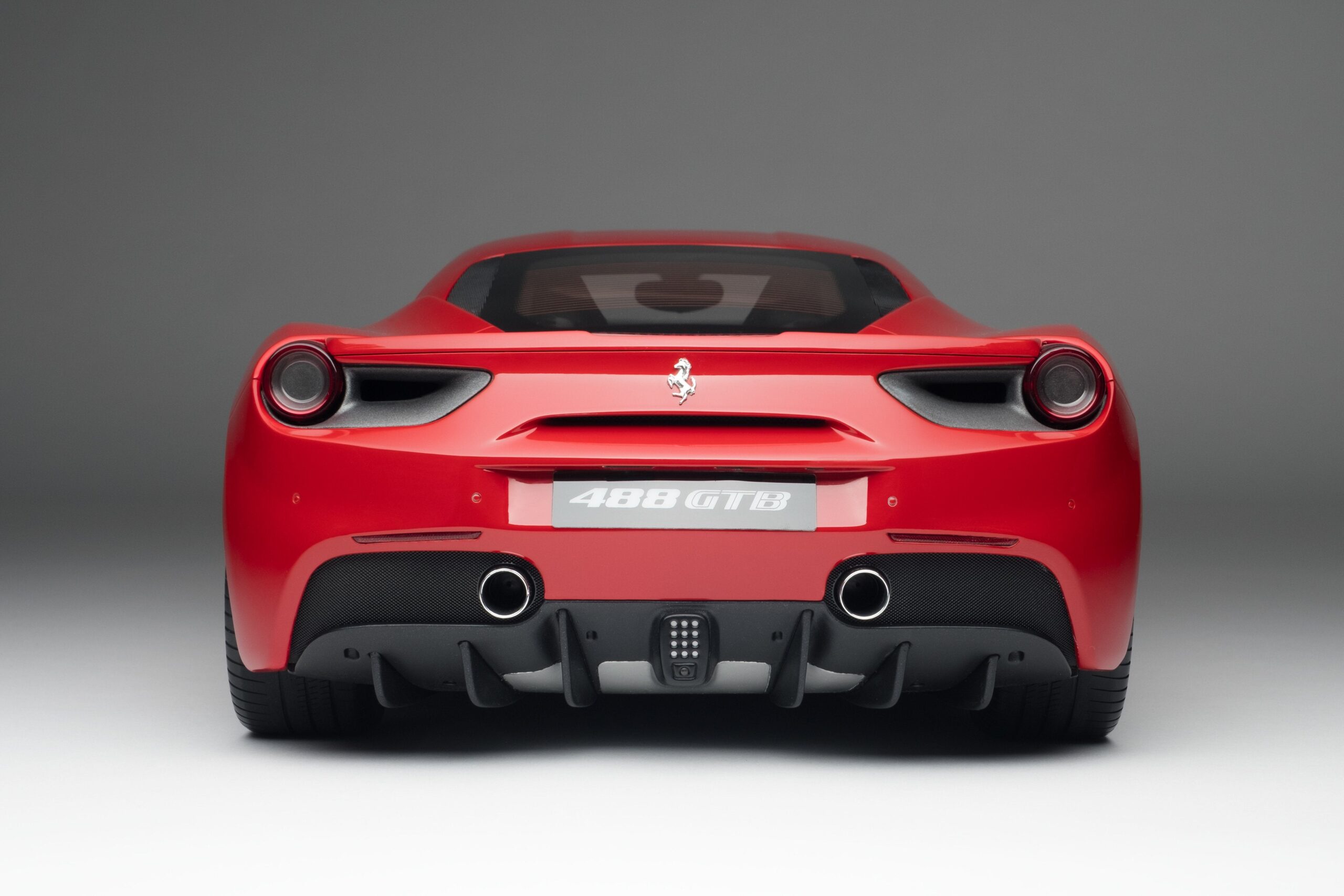 Amalgam Ferrari 488 GTB (2015) - Rot | 1:8 - Image 5