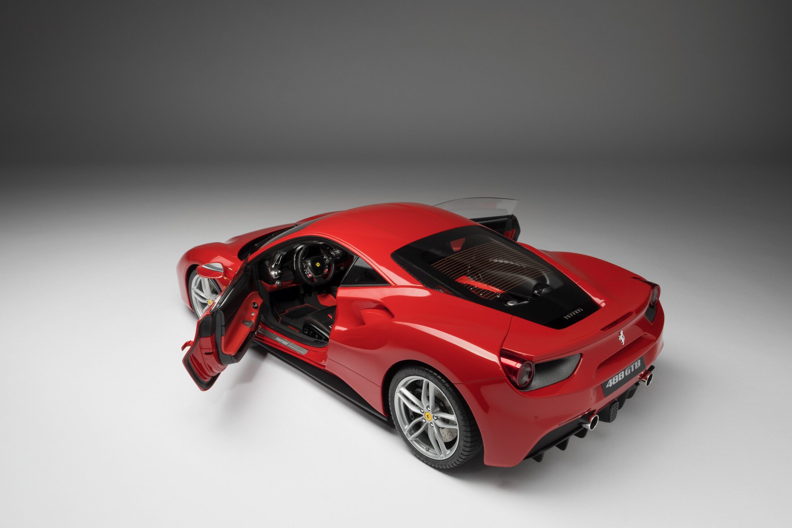 Amalgam Ferrari 488 GTB (2015) - Rot | 1:8 - Image 10