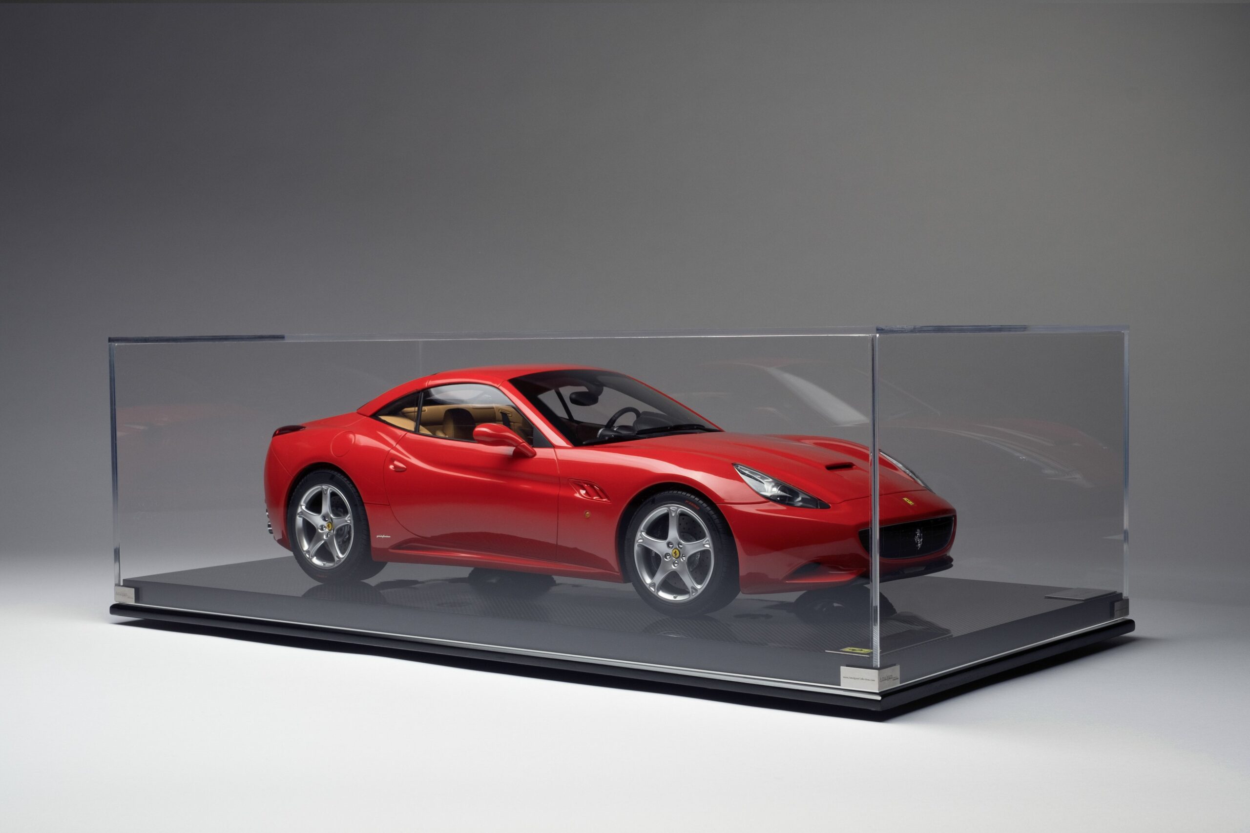 Amalgam Ferrari California (2008) - Rot, Blau | 1:8 - Image 11