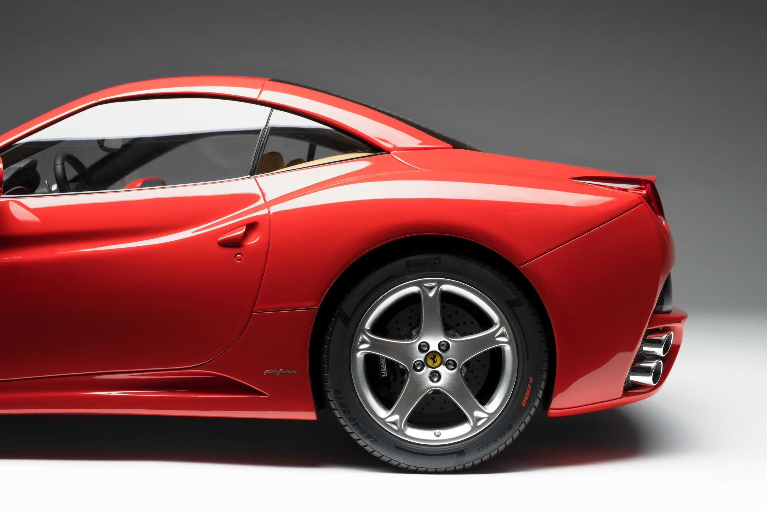 Amalgam Ferrari California (2008) - Rot, Blau | 1:8 - Image 12