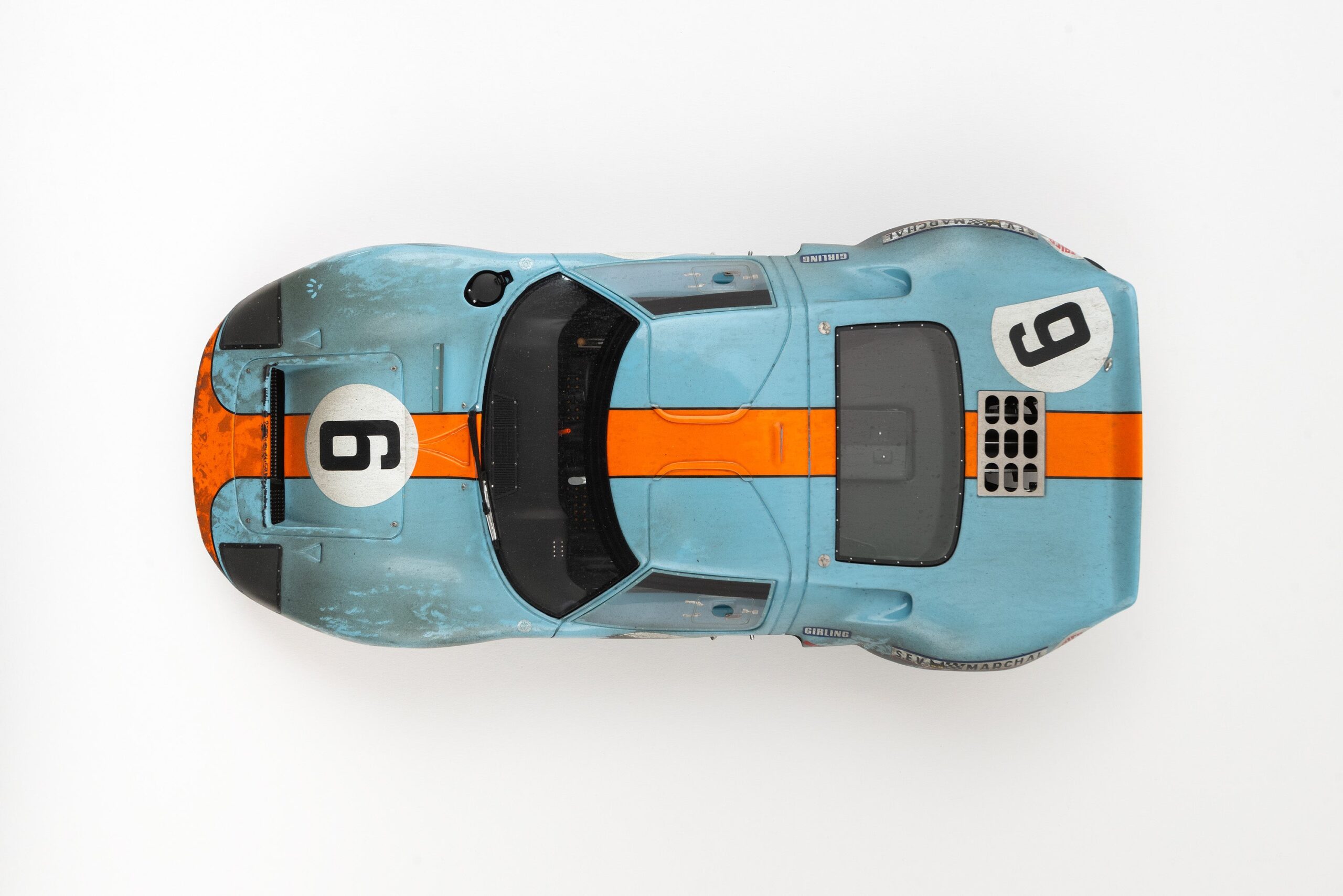 Amalgam Ford GT40 1969 Le Mans Sieger Race Weathered - Blau / Orange | 1:18 - Image 19