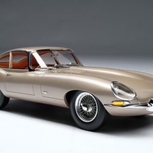 Coupé Jaguar E-type Amalgam | 1:18