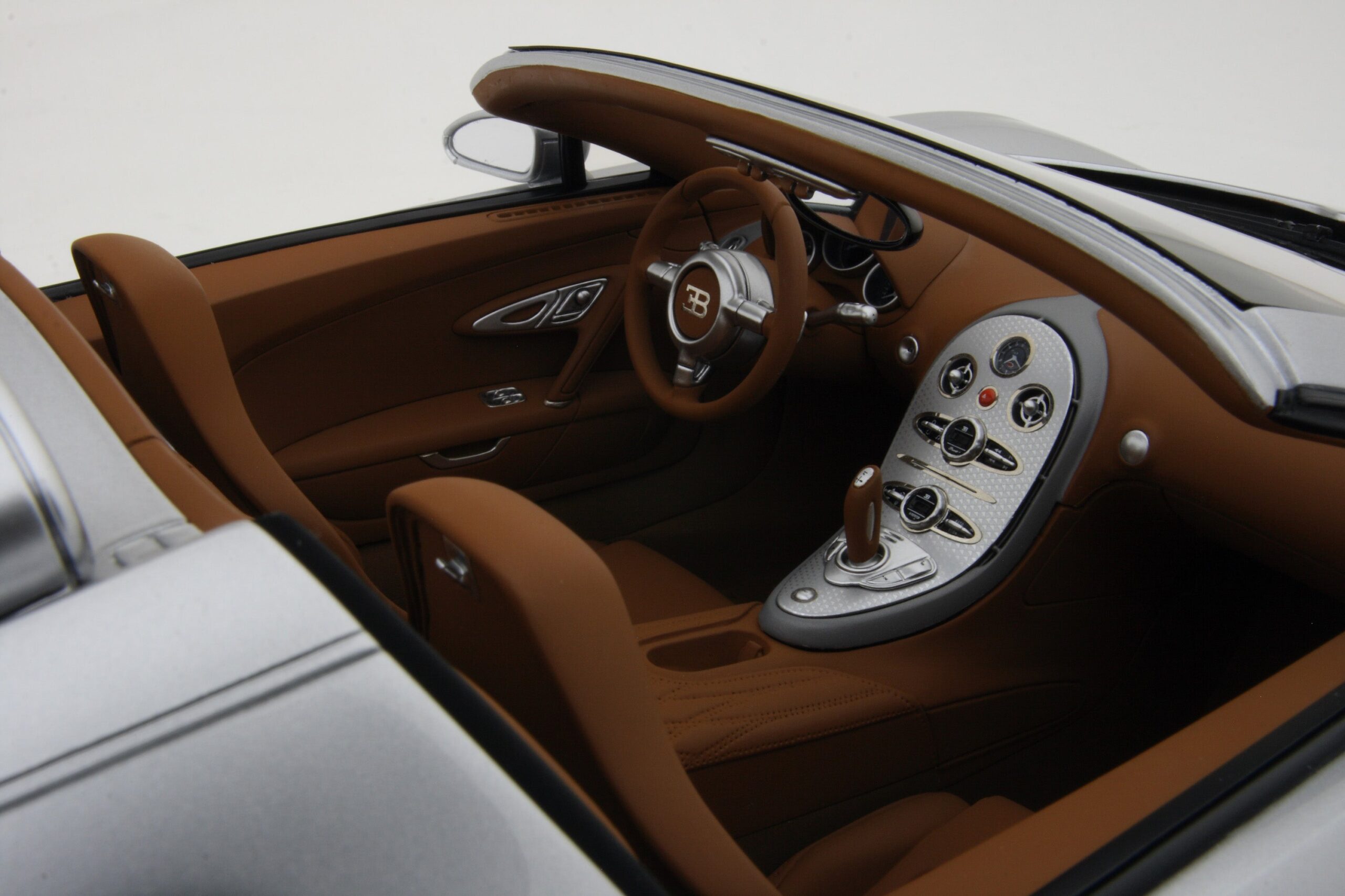 Amalgam Bugatti Veyron Tailor Made | 1:8 - 画像10