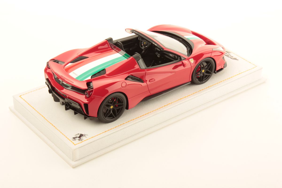 MR Collection Ferrari 488 Pista Spider - Rosso Corsa with Italian Livery | 1:18 - Image 2