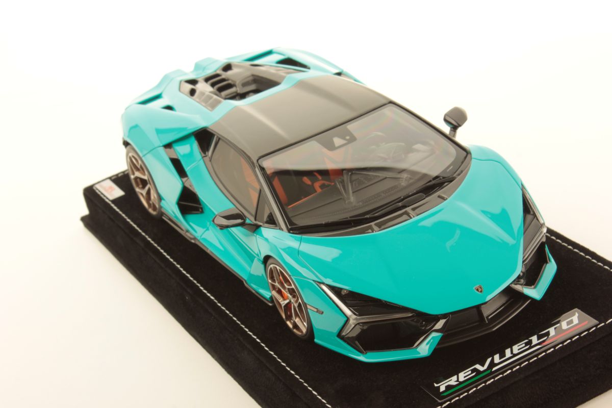 MR Collection Lamborghini Revuelto | 1:18 - Image 3