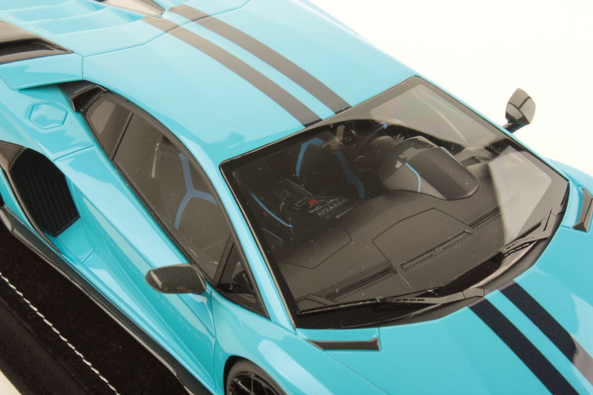 MR Collection Lamborghini Aventador SVJ - Blue Cepheus | 1:18 - Image 6