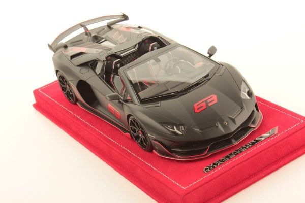 MRコレクション ランボルギーニ アヴェンタドール SVJ ロードスター