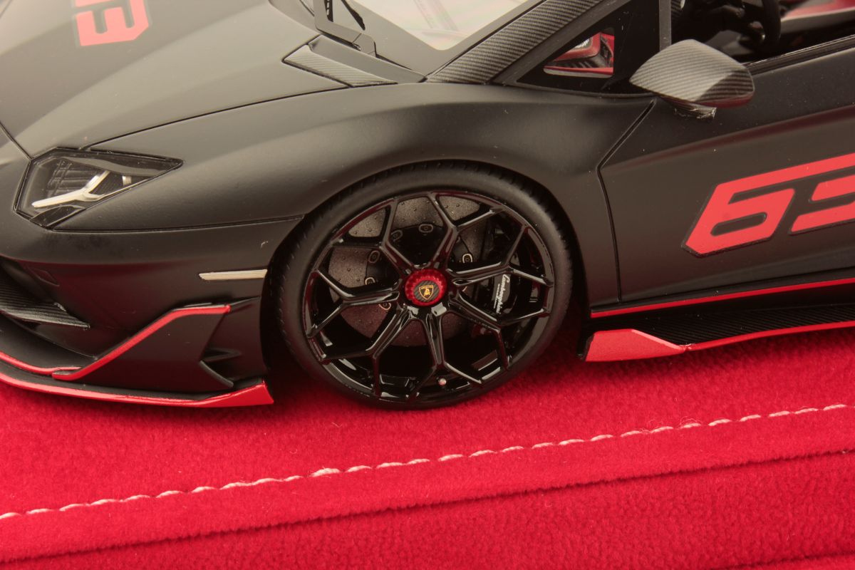 MR Collection Lamborghini Aventador SVJ Roadster - Nero Nemesis | 1:18 - Image 5