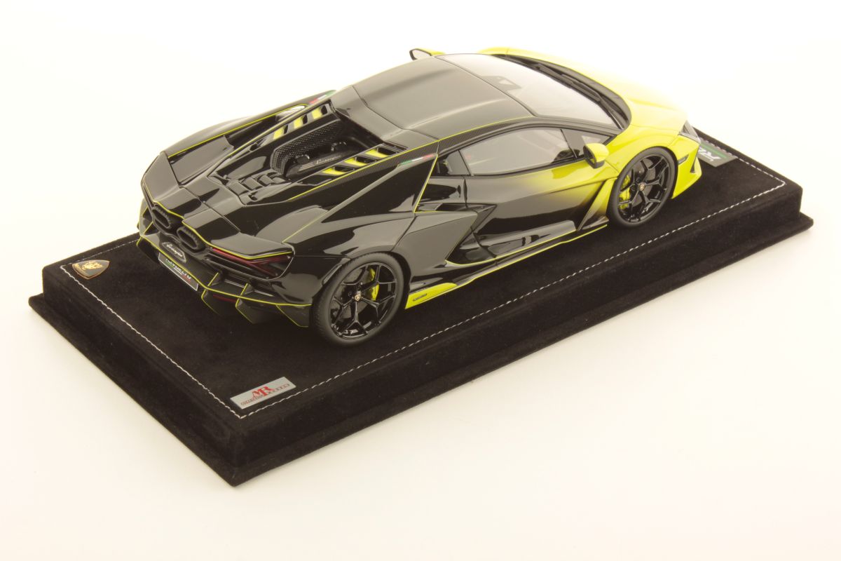MR Collection Lamborghini Revuelto Special Series - Fading Effect | 1:18 - Image 2
