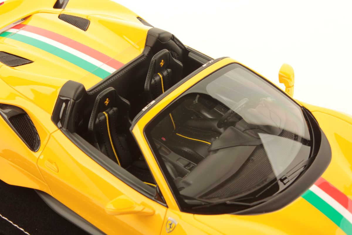 MR Collection Ferrari 488 Pista Spider - Modena Yellow, Italian Livery | 1:18 - Image 6