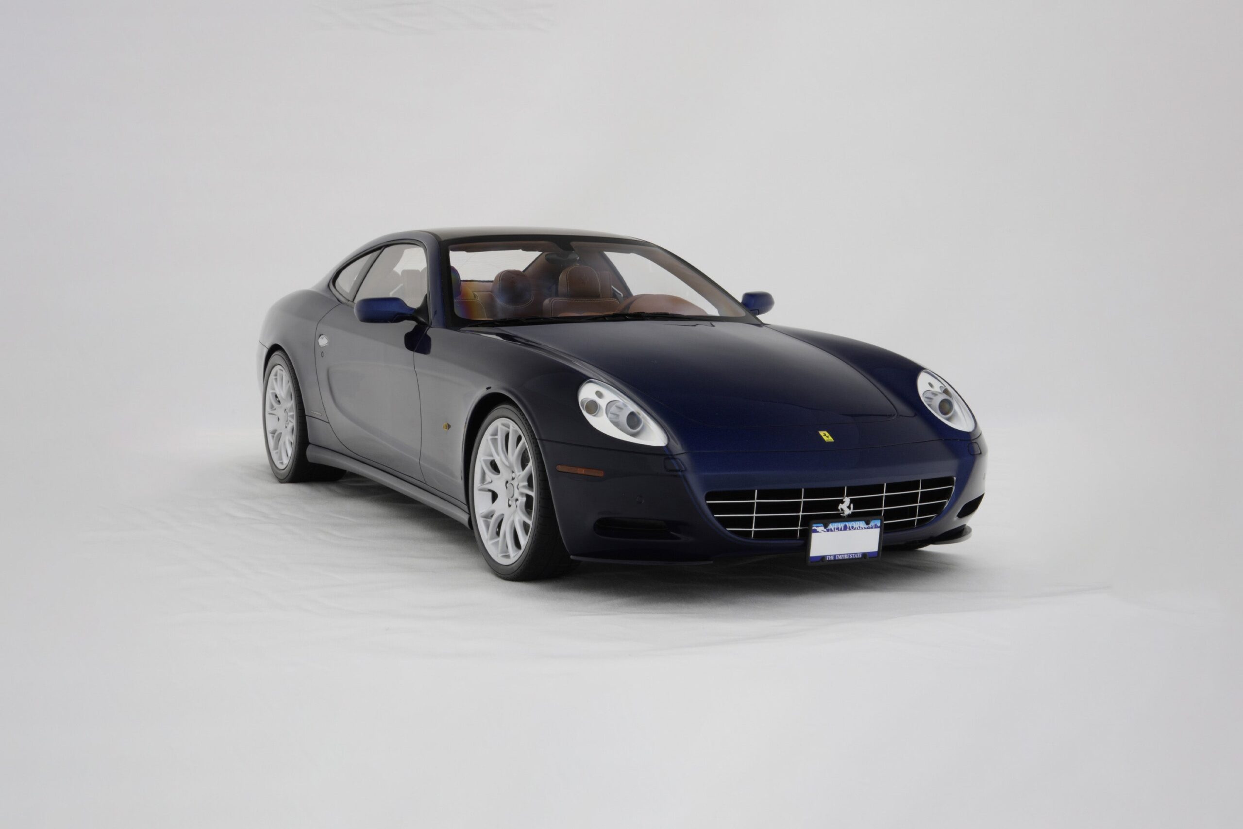 Amalgam Ferrari 612 Sessanta Tailor Made | 1:8 - 画像2