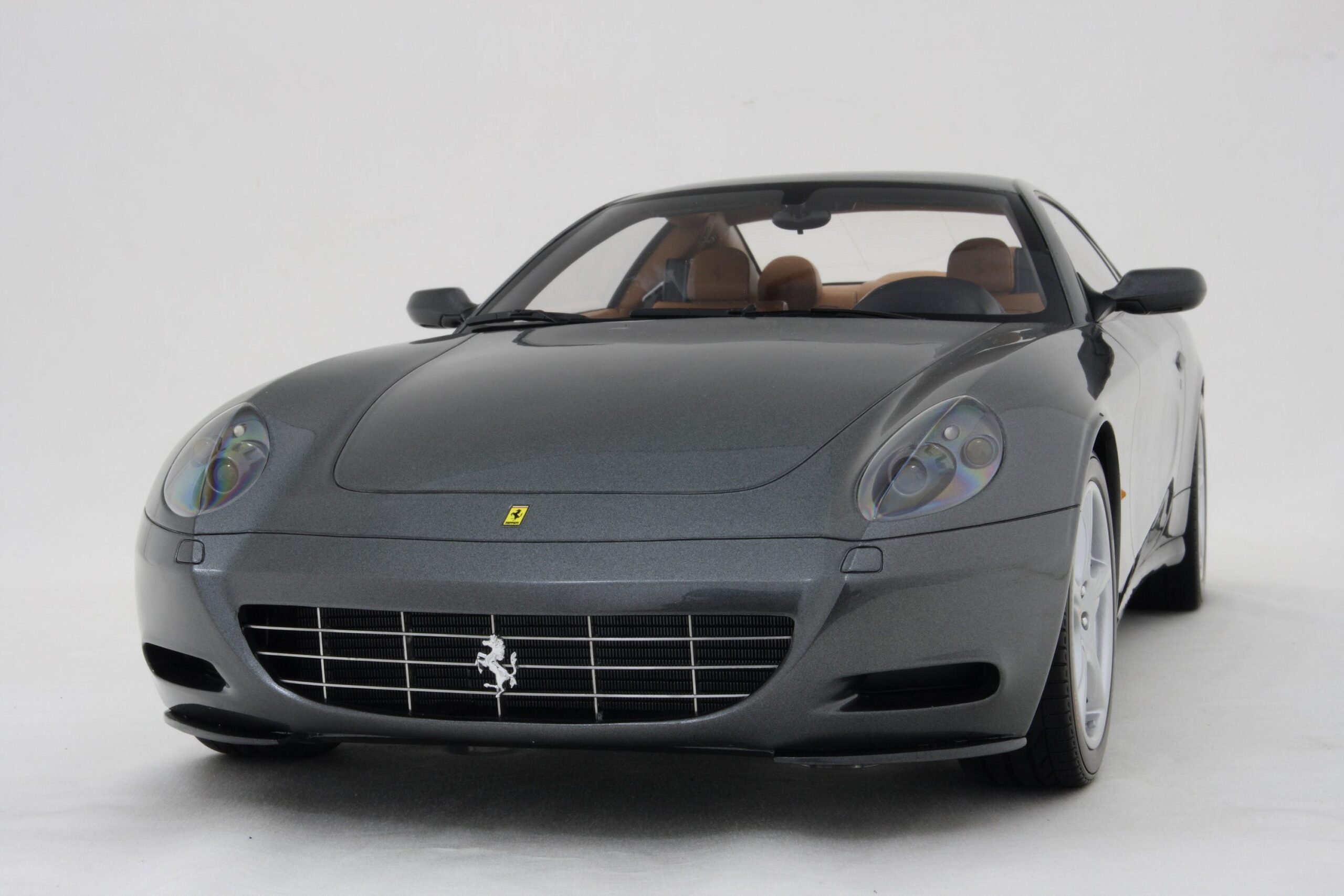 Amalgam Ferrari 612 Sessanta Tailor Made | 1:8 - 画像7