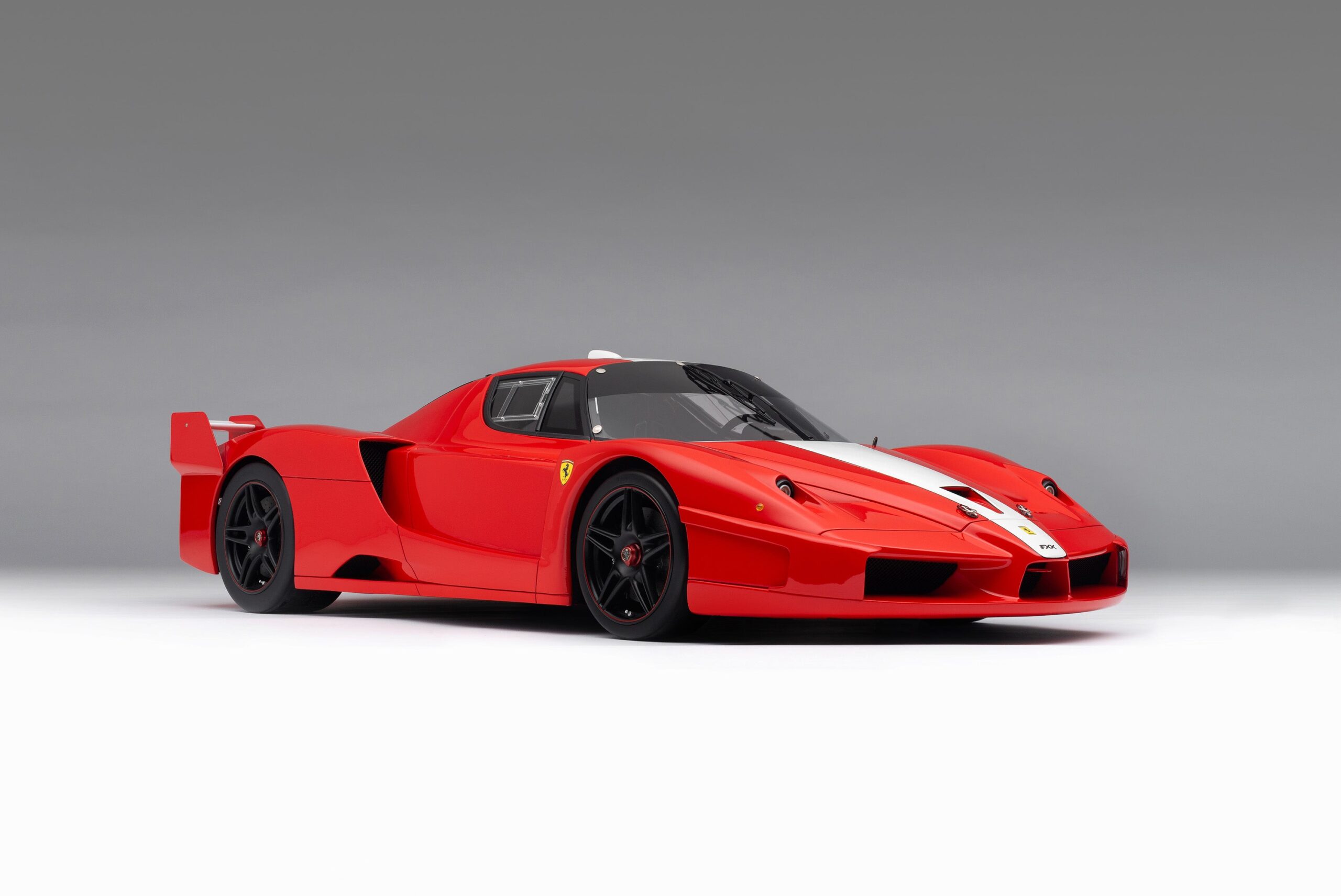 Amalgam Ferrari FXX (2005) - Rot | 1:8 - 画像4