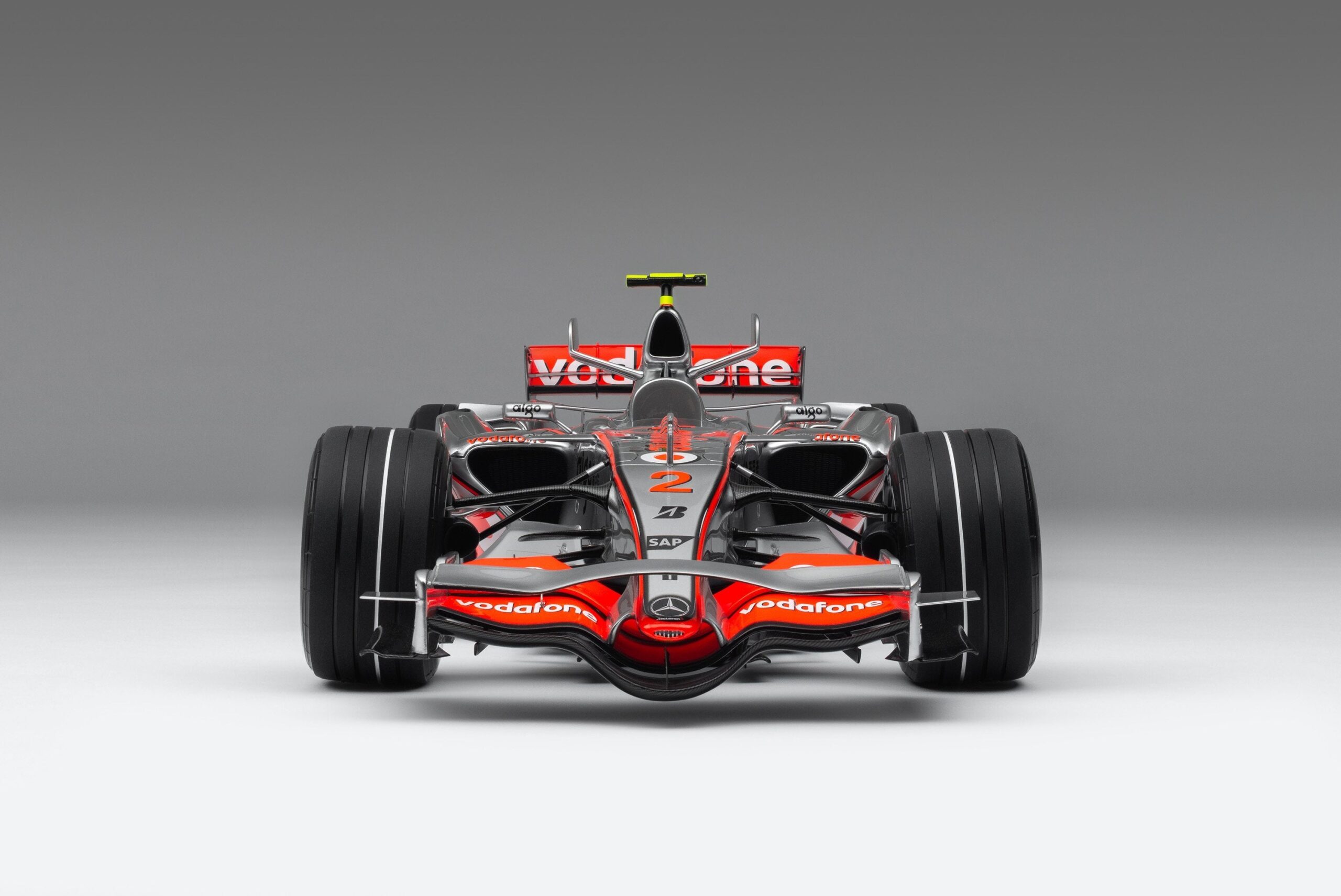 Amalgam McLaren MP4-22 2007 Canadian Grand Prix Lewis Hamilton - Silber / Rot | 1:8 - Immagine 5