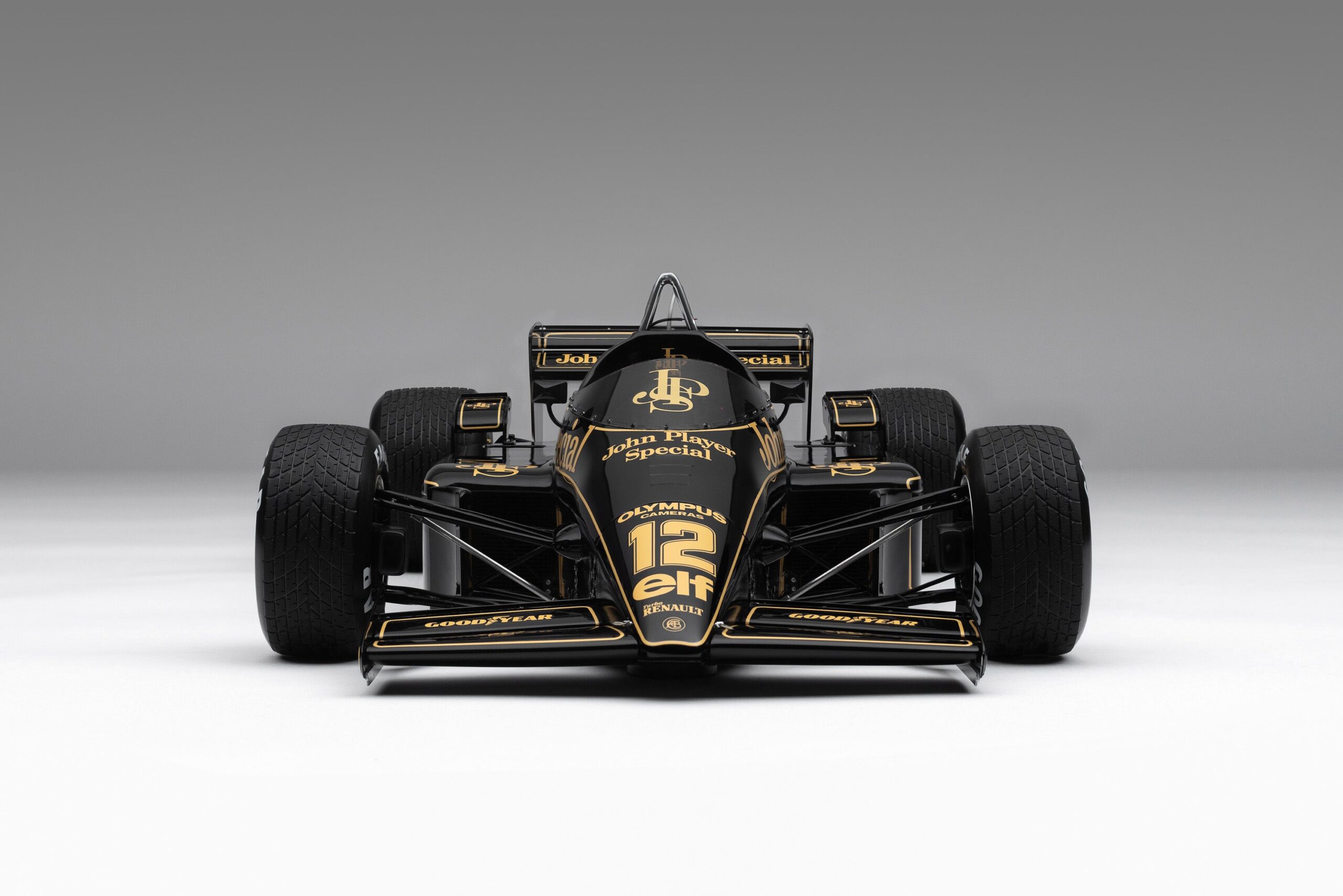 Amalgam Lotus 97T 1985 Portuguese Grand Prix Winner Ayrton Senna - Schwarz | 1:8 - Image 7
