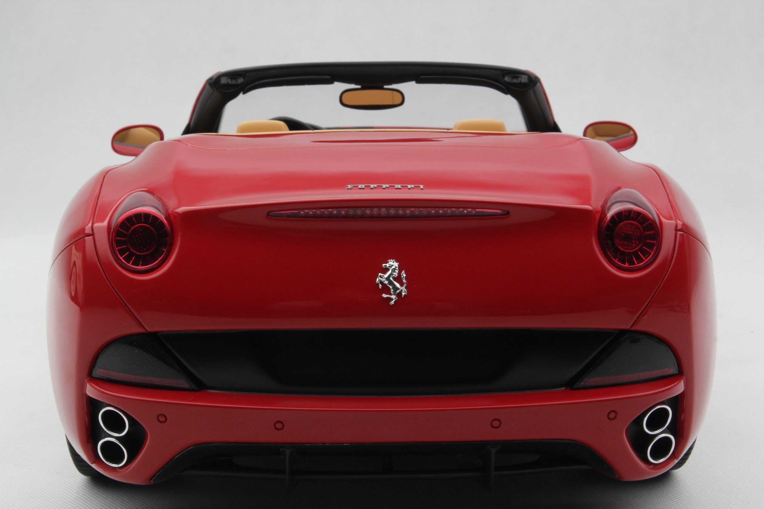 Amalgam Ferrari California (2008) - Rot, Blau | 1:8 - Image 26
