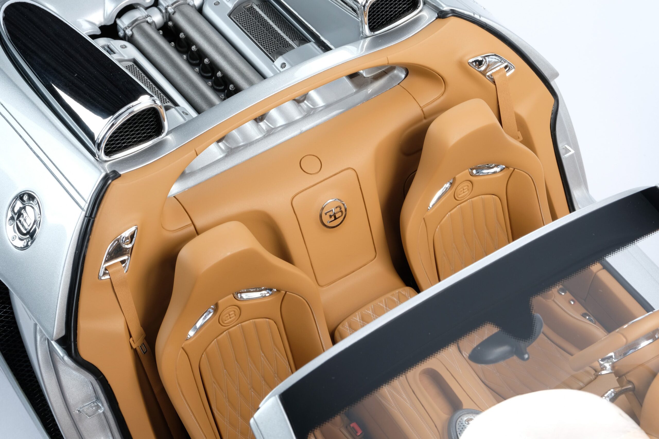 Amalgam Bugatti Veyron Tailor Made | 1:8 - 画像25