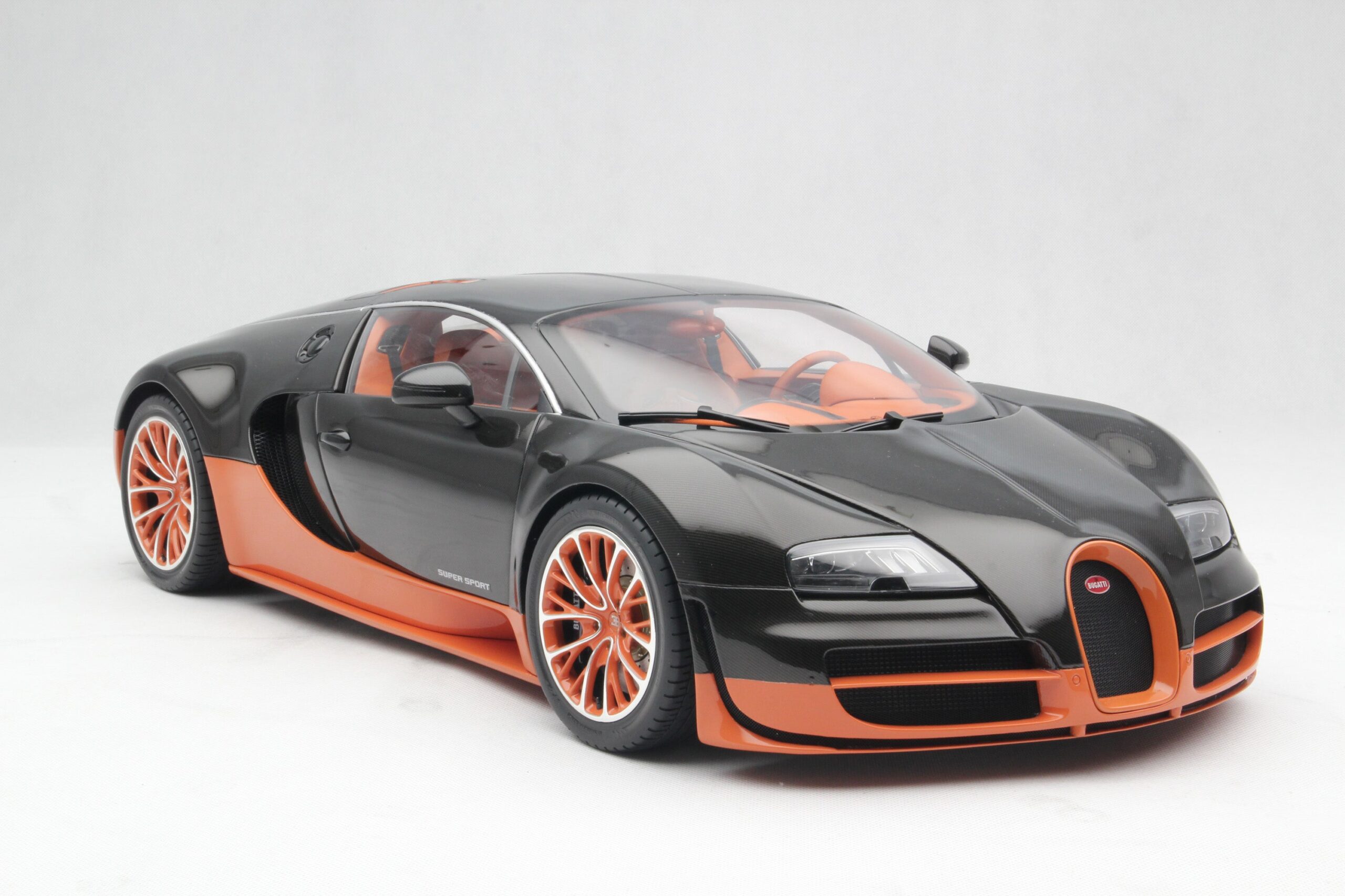 Amalgam Bugatti Veyron Tailor Made | 1:8 - 画像29