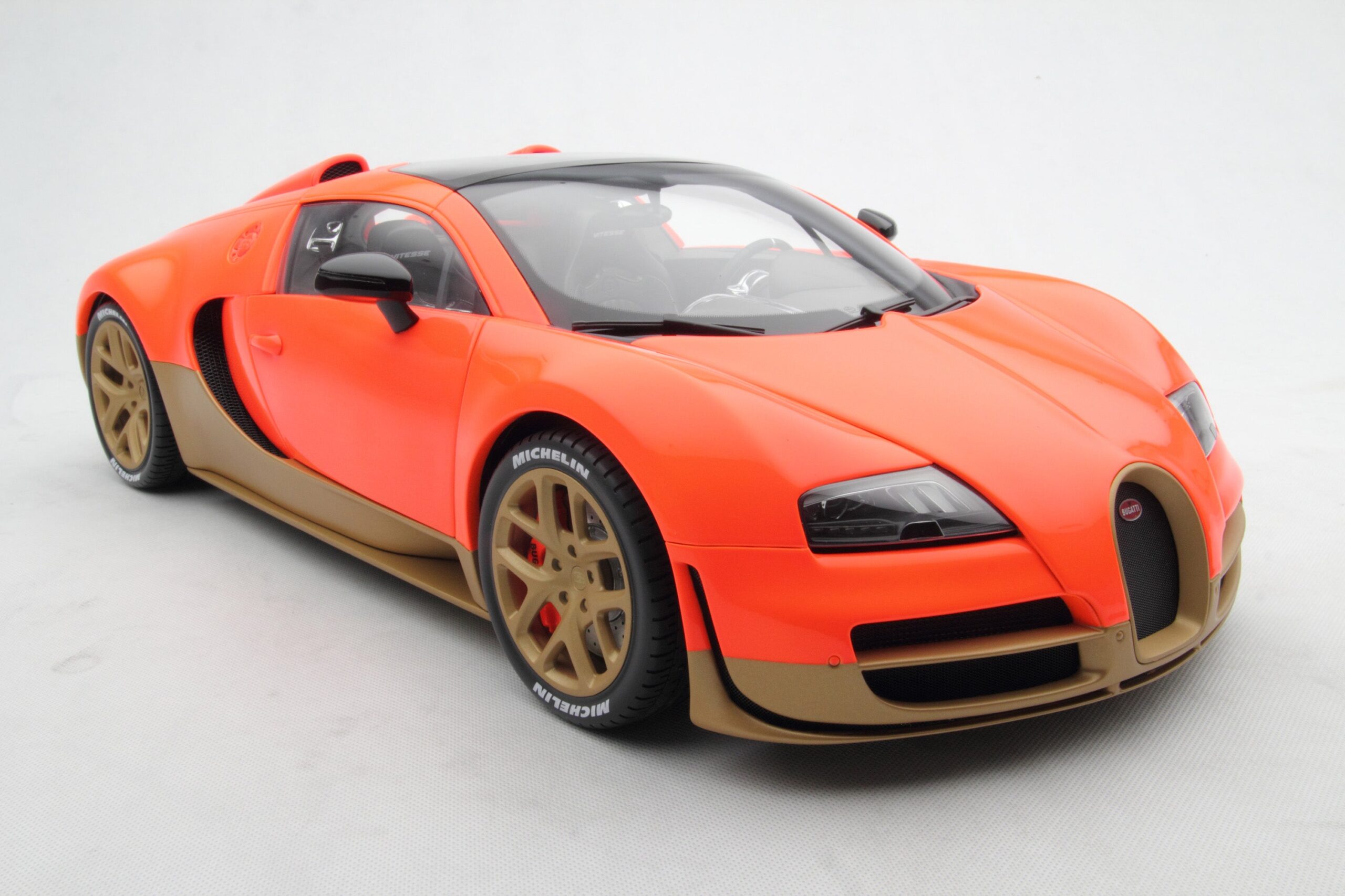 Amalgam Bugatti Veyron Tailor Made | 1:8 - 画像33
