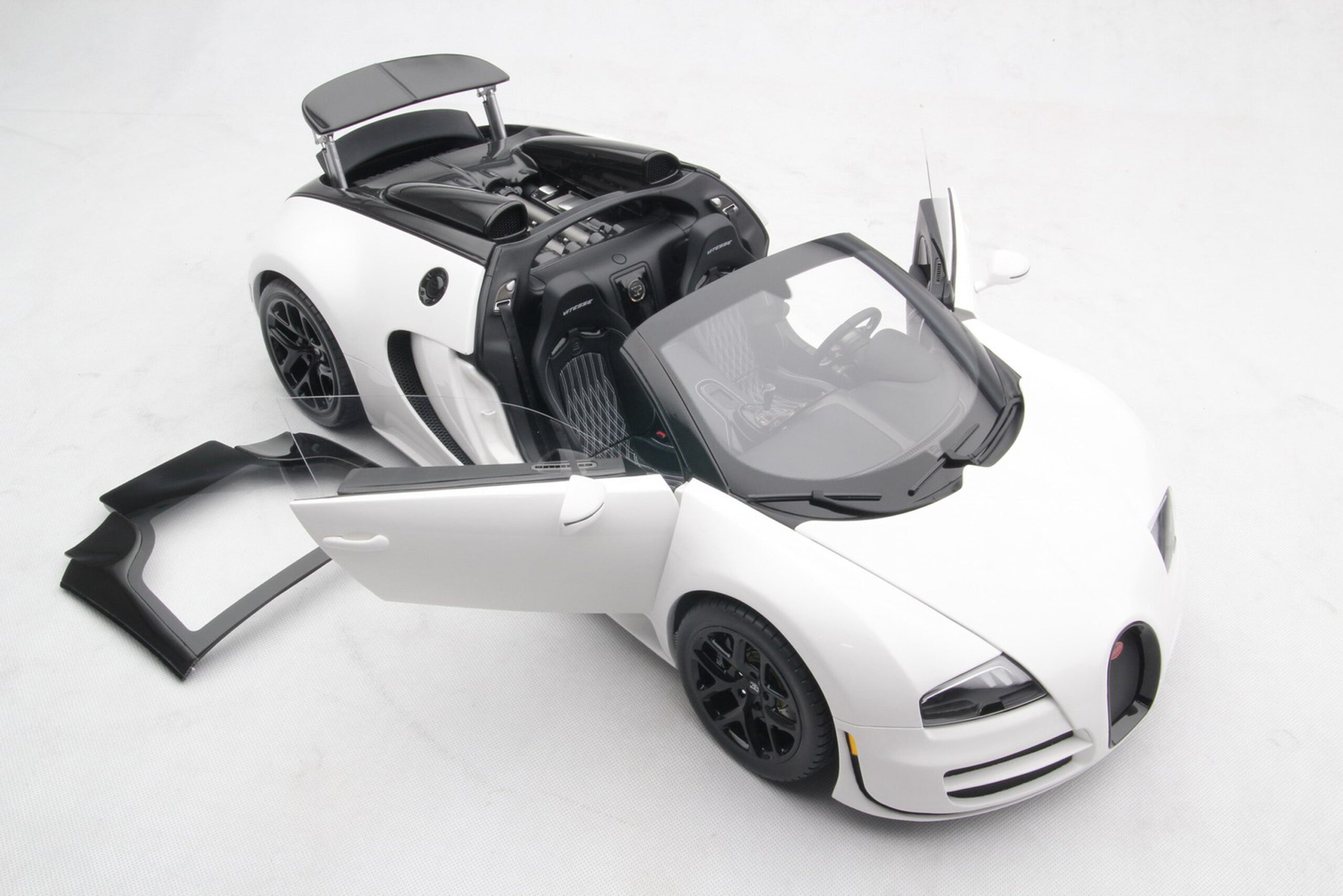 Amalgam Bugatti Veyron Tailor Made | 1:8 - 画像52
