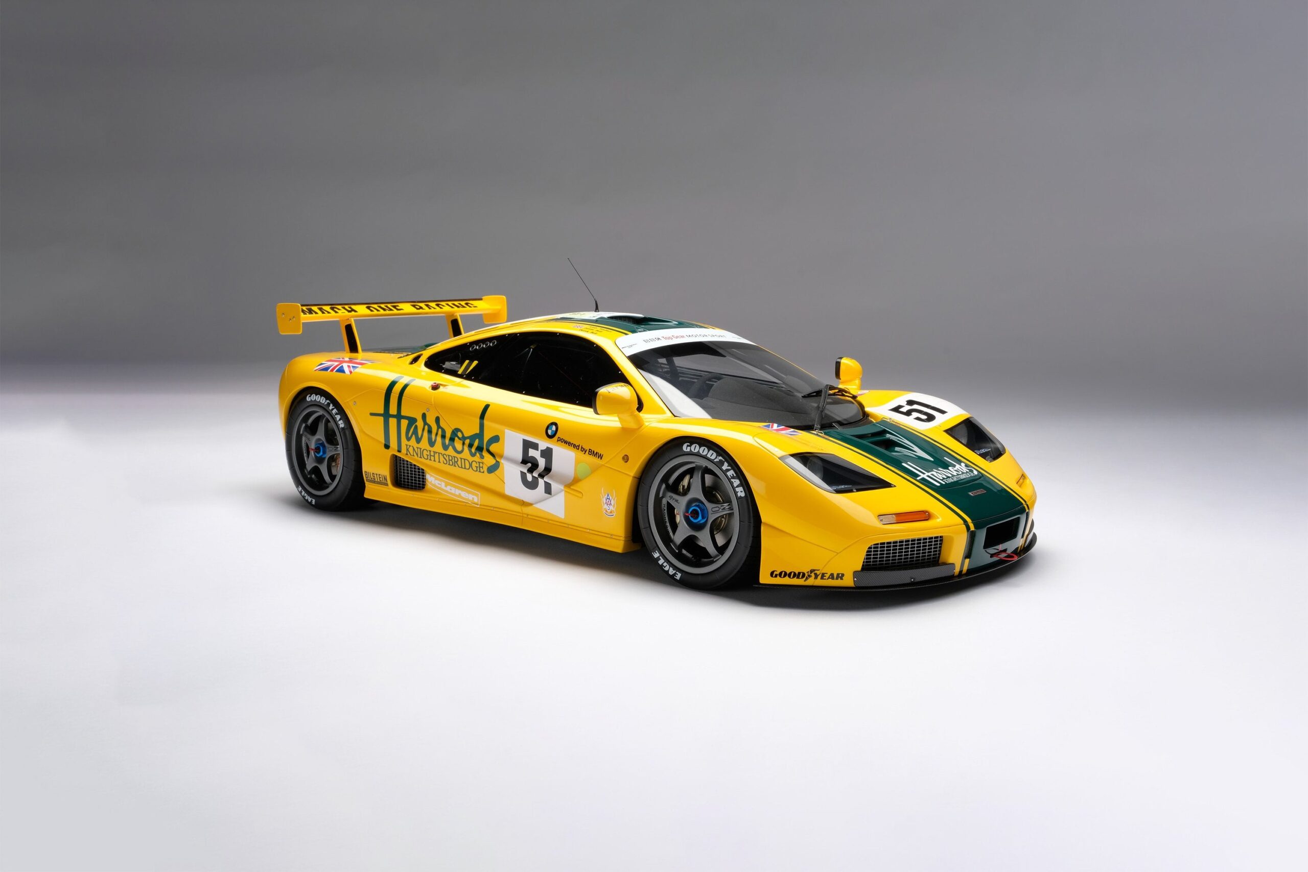 Amalgam McLaren F1 GTR Harrods - 1995 Le Mans 3rd Place - Gelb | 1:8 - Imagen 2