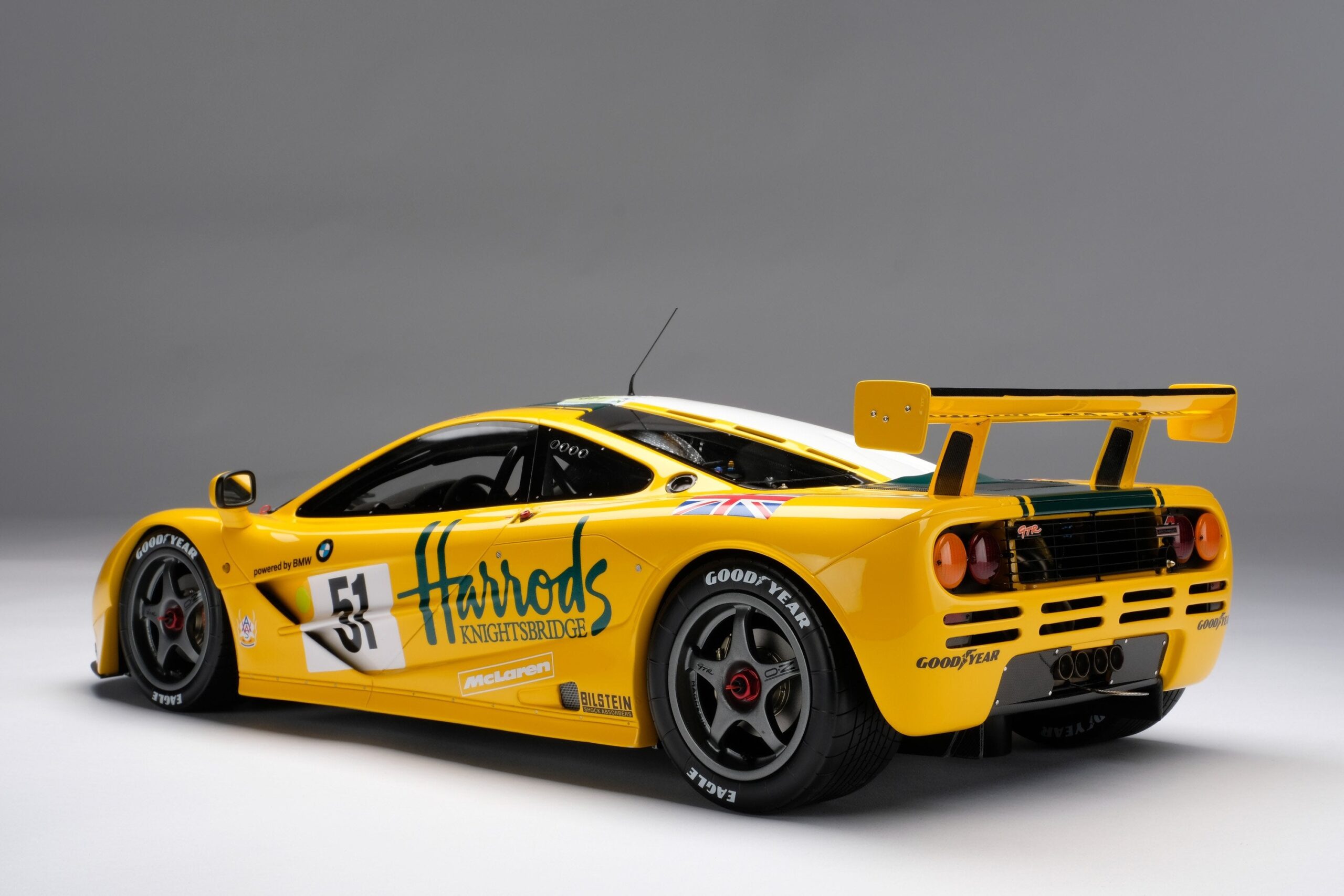 Amalgam McLaren F1 GTR Harrods - 1995 Le Mans 3rd Place - Gelb | 1:8 - Imagen 13