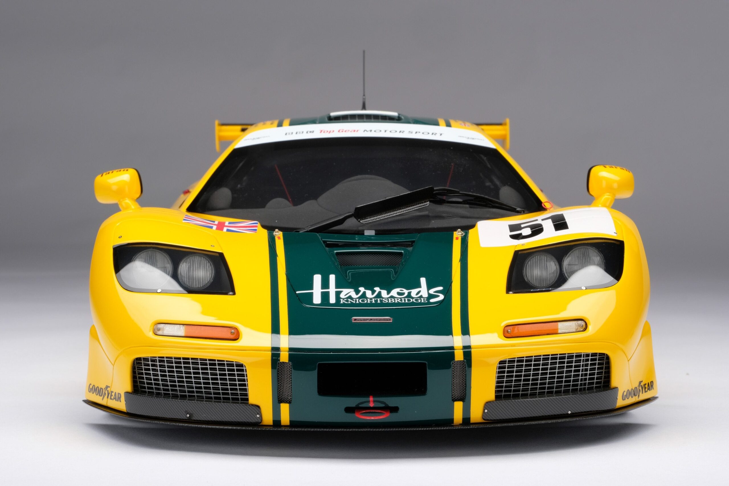 Amalgam McLaren F1 GTR Harrods - 1995 Le Mans 3rd Place - Gelb | 1:8 - Imagen 7
