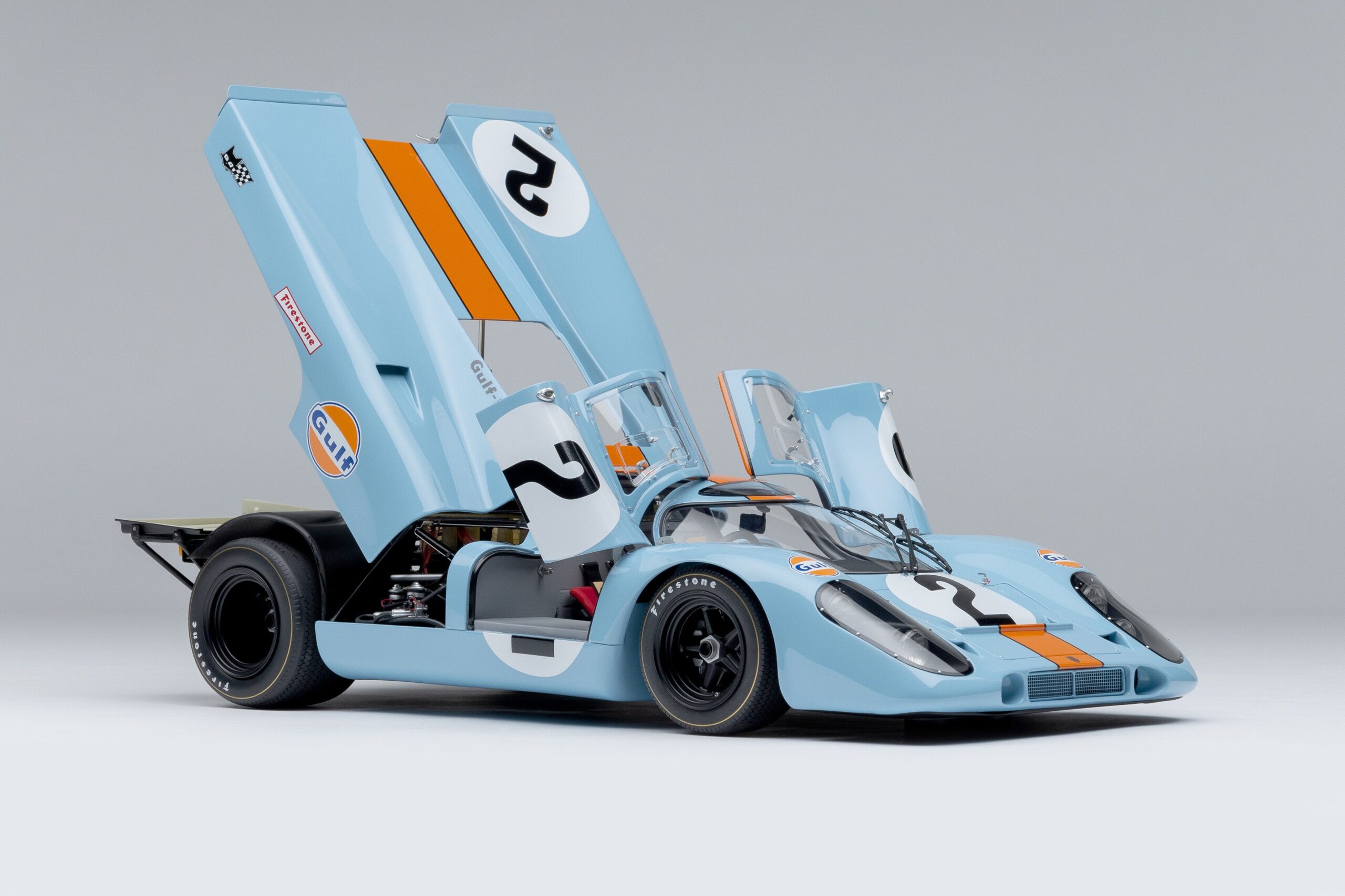 Amalgam Porsche 917K 1970 Daytona Winner Gulf Livery - Hellblau / Orange | 1:8 - Imagen 18