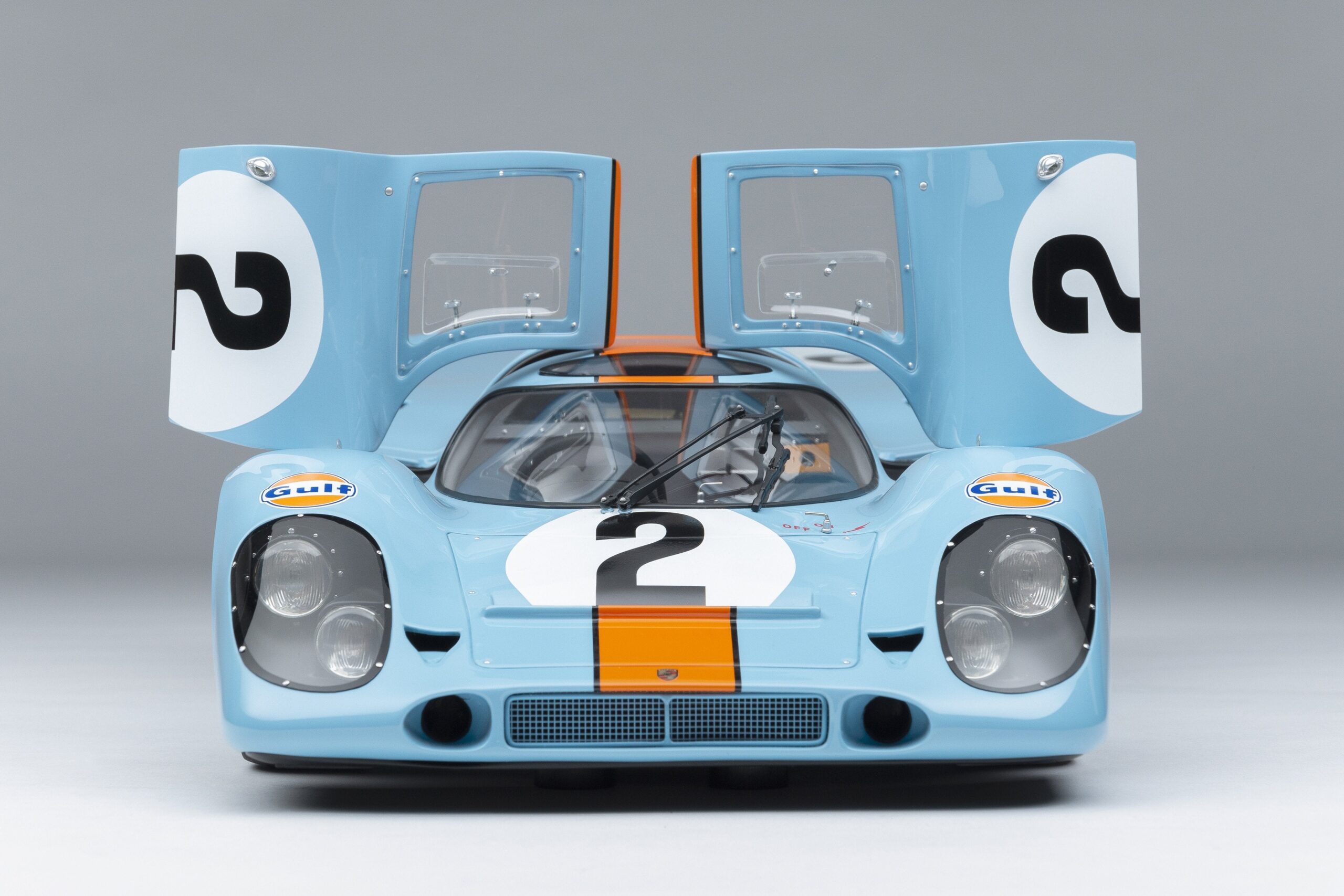 Amalgam Porsche 917K 1970 Daytona Winner Gulf Livery - Hellblau / Orange | 1:8 - Imagen 5