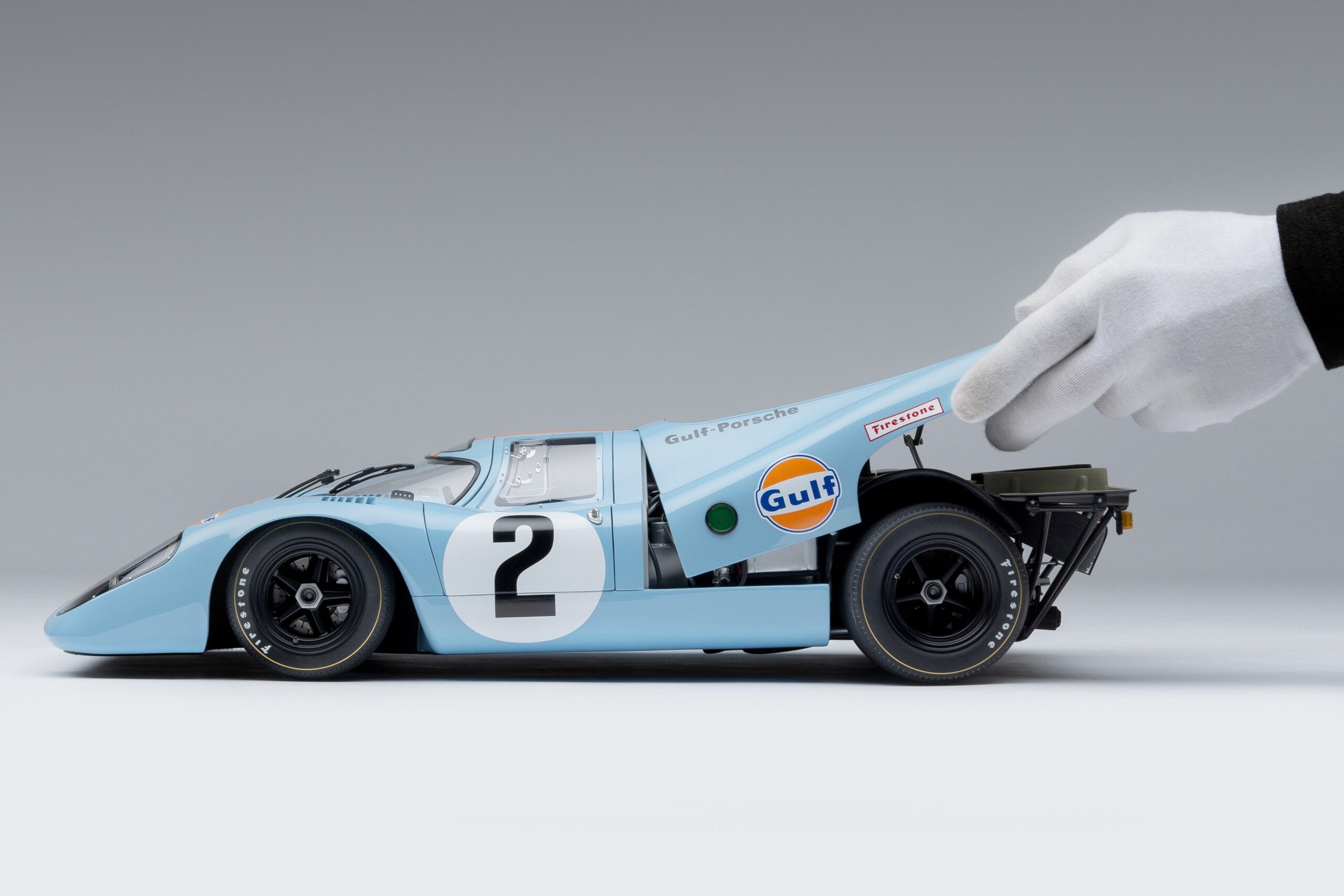 Amalgam Porsche 917K 1970 Daytona Winner Gulf Livery - Hellblau / Orange | 1:8 - Imagen 4
