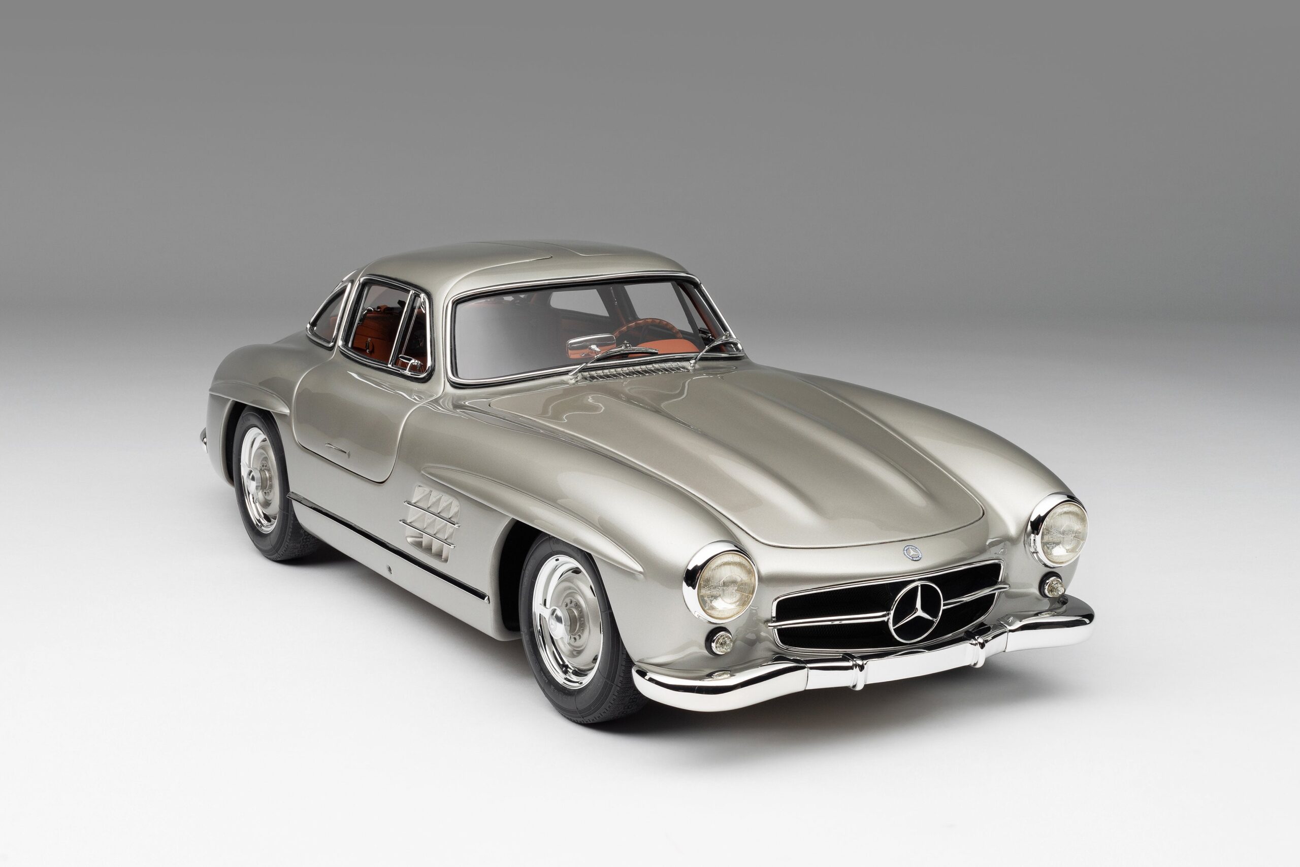 Amalgam Mercedes-Benz 300 SL Gullwing (1955) - Silber | 1:8 - Image 9