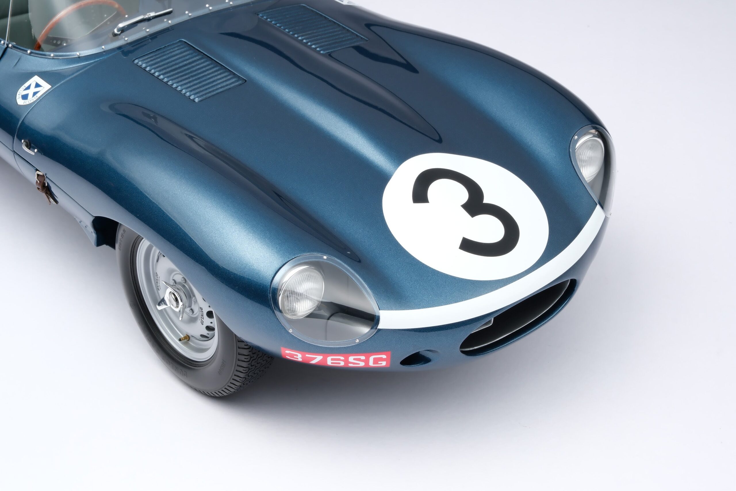 Amalgam Jaguar D-type Ecurie Ecosse 1957 Le Mans Winner - Dunkelblau | 1:8 – Bild 14