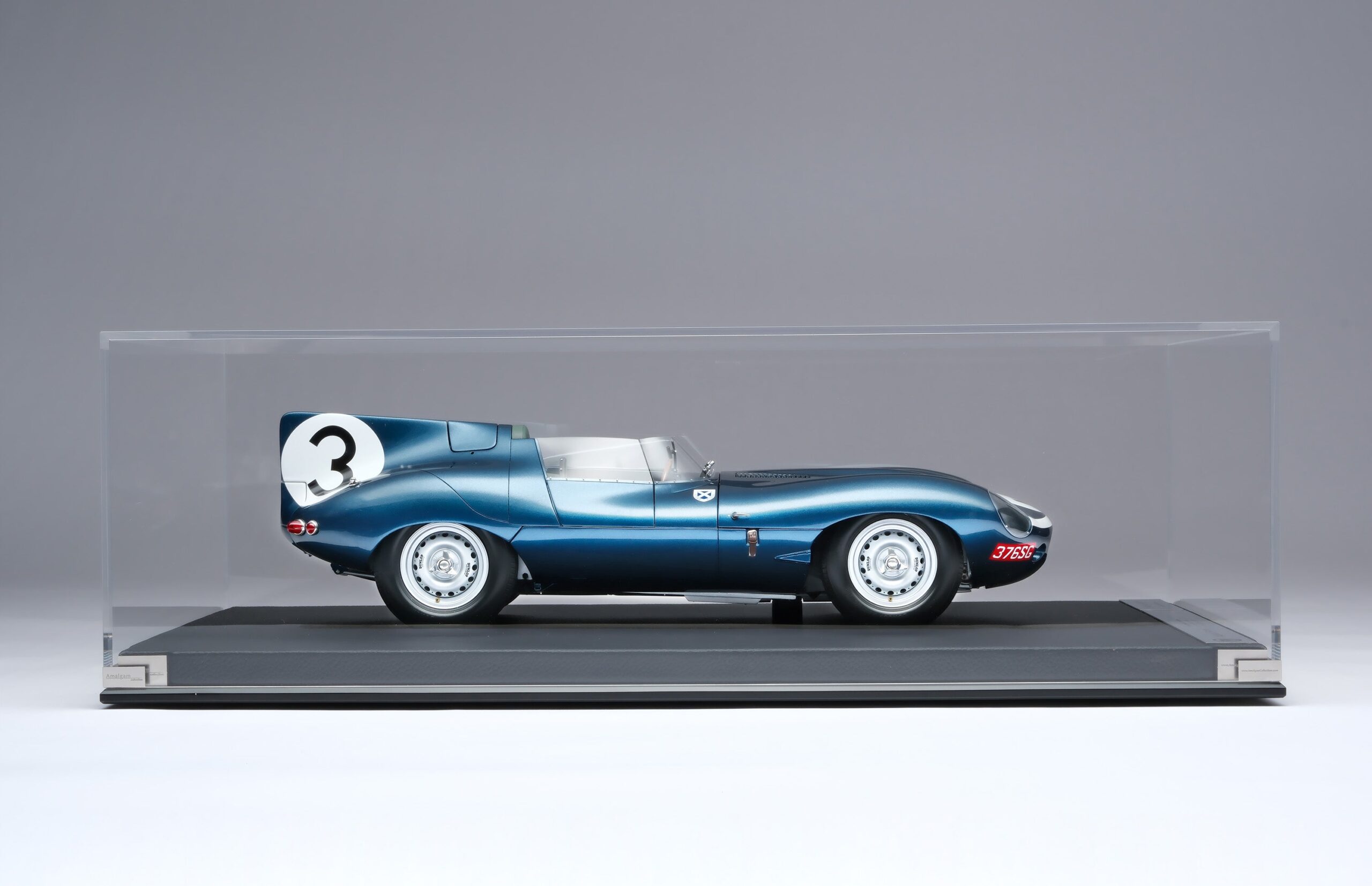 Amalgam Jaguar D-type Ecurie Ecosse 1957 Le Mans Winner - Dunkelblau | 1:8 – Bild 18