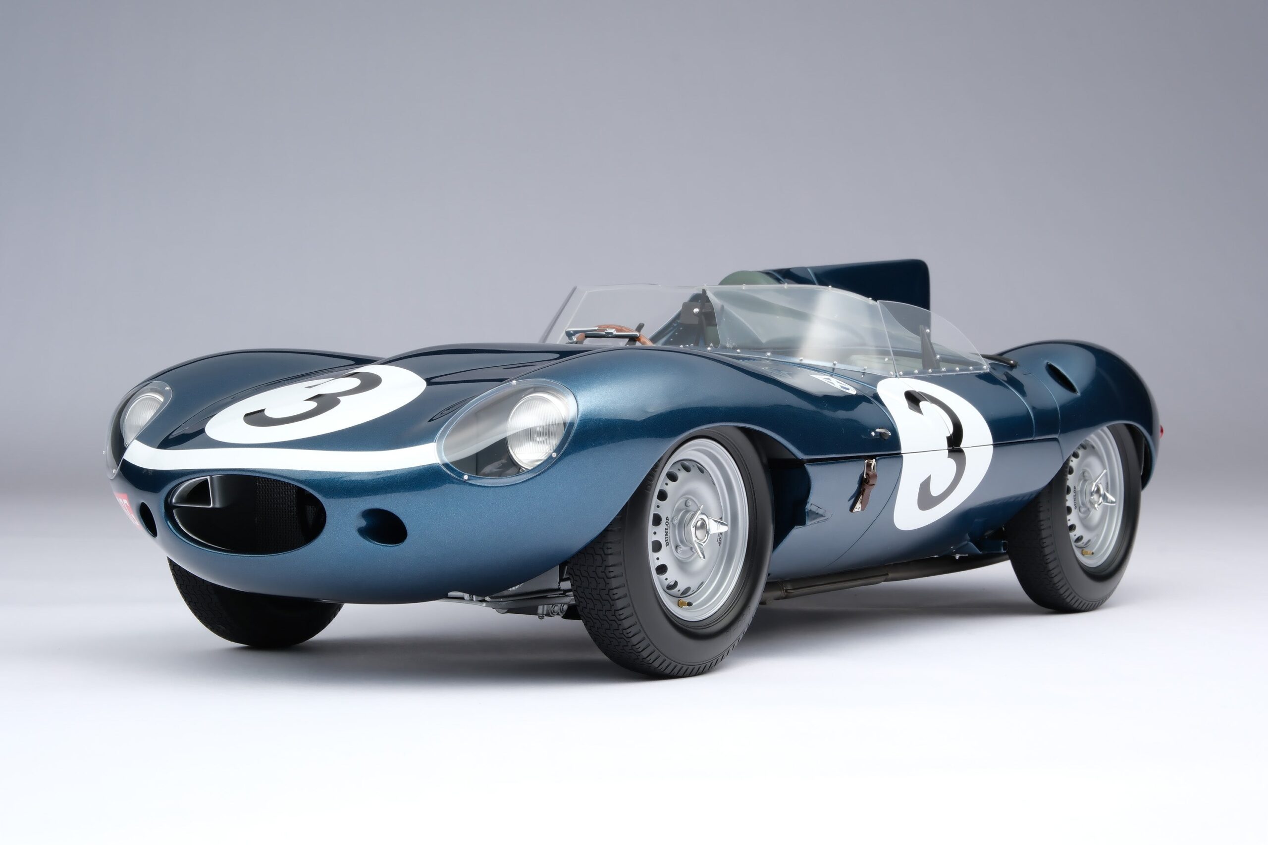 Amalgam Jaguar D-type Ecurie Ecosse 1957 Le Mans Winner - Dunkelblau | 1:8 – Bild 16