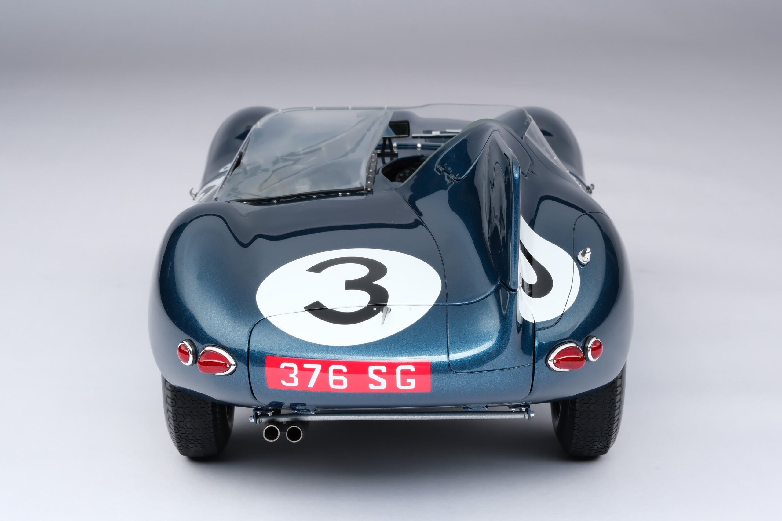 Amalgam Jaguar D-type Ecurie Ecosse 1957 Le Mans Winner - Dunkelblau | 1:8 – Bild 6