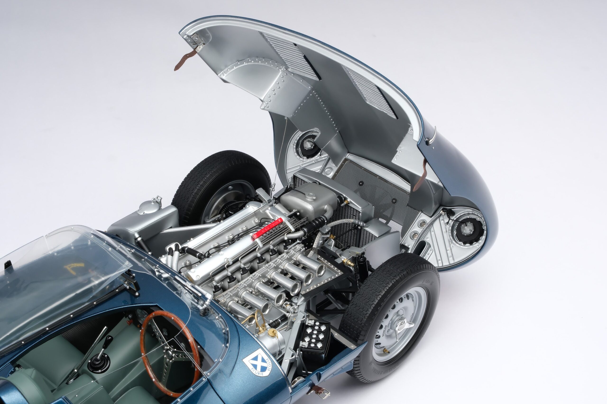 Amalgam Jaguar D-type Ecurie Ecosse 1957 Le Mans Winner - Dunkelblau | 1:8 – Bild 8