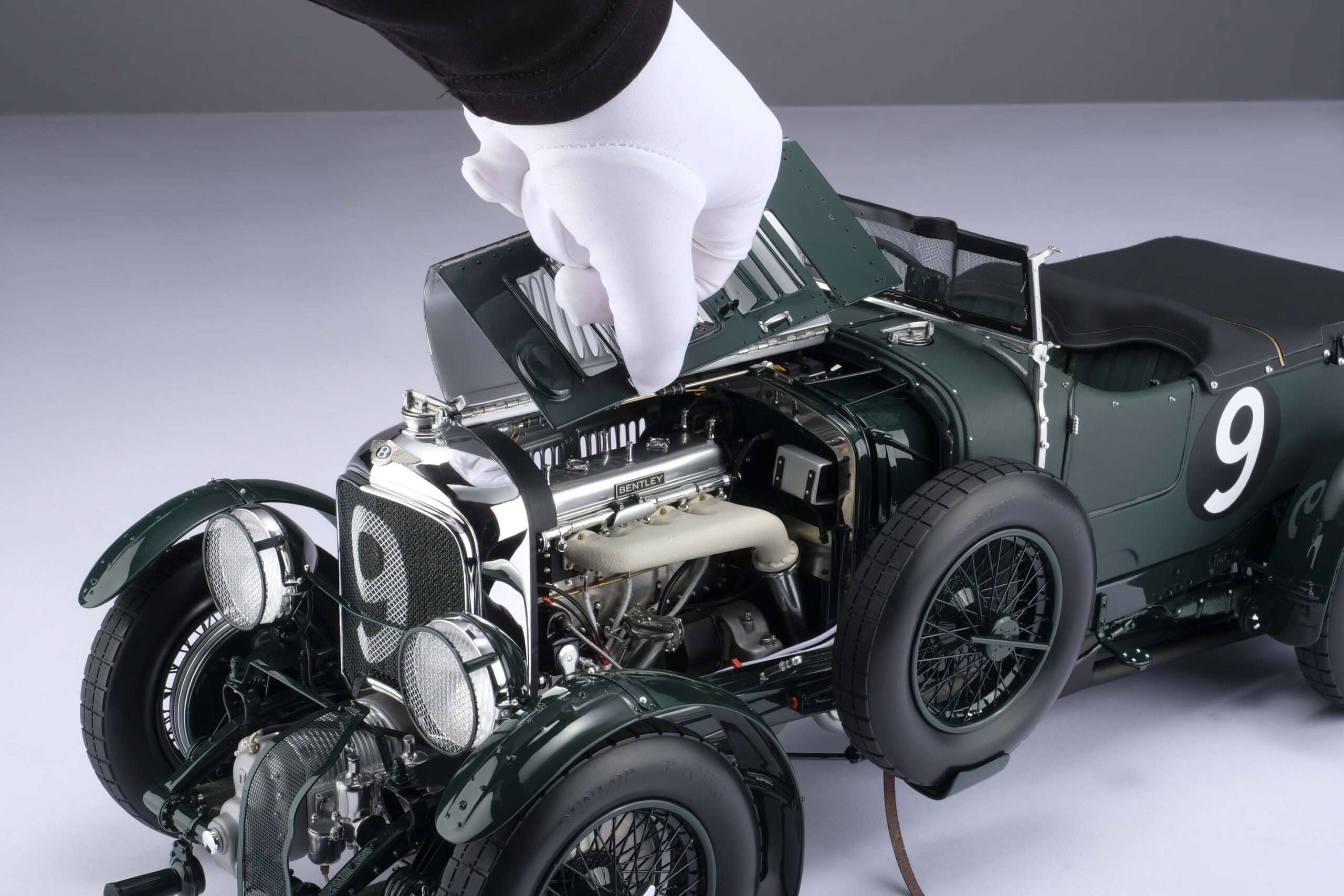 Amalgam Bentley Blower 1930 Le Mans Birkin & Chassagne - Blau | 1:8 - 画像28